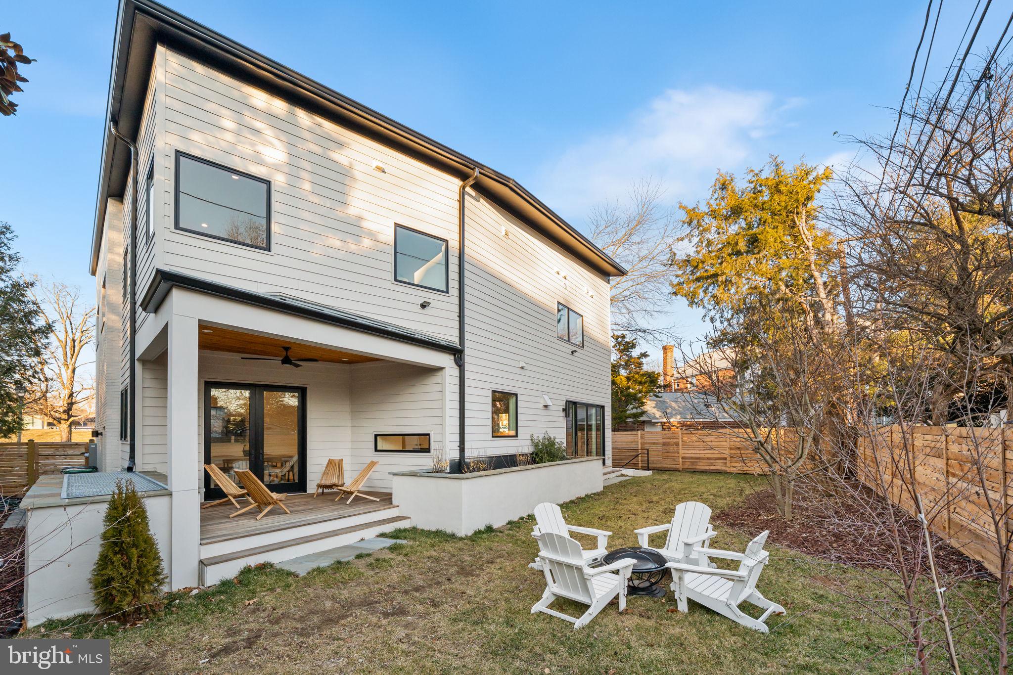 ARLINGTON FOREST - Residential