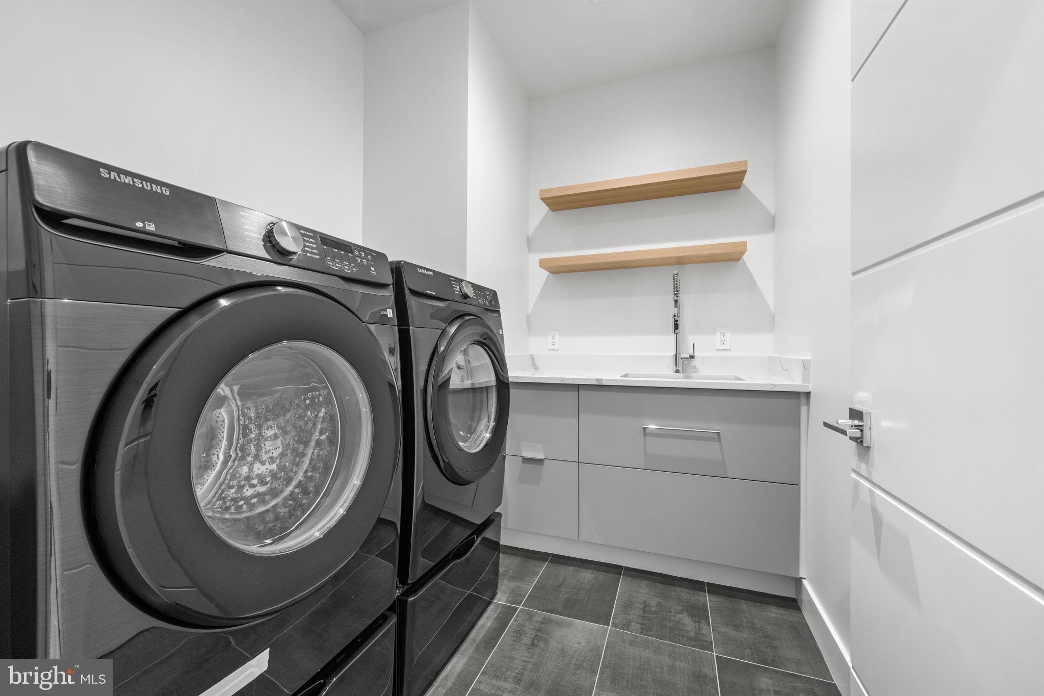 ARLINGTON FOREST - Residential