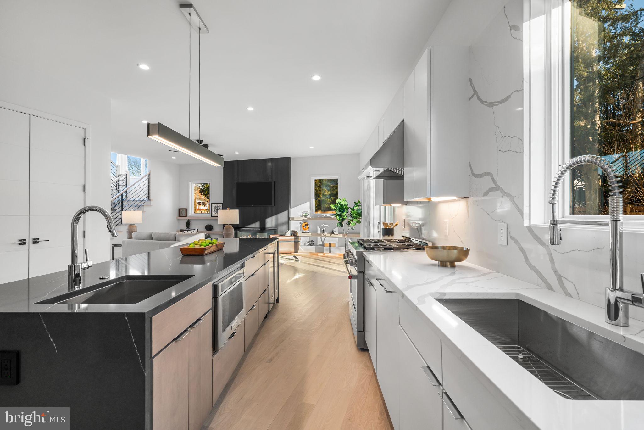 ARLINGTON FOREST - Residential