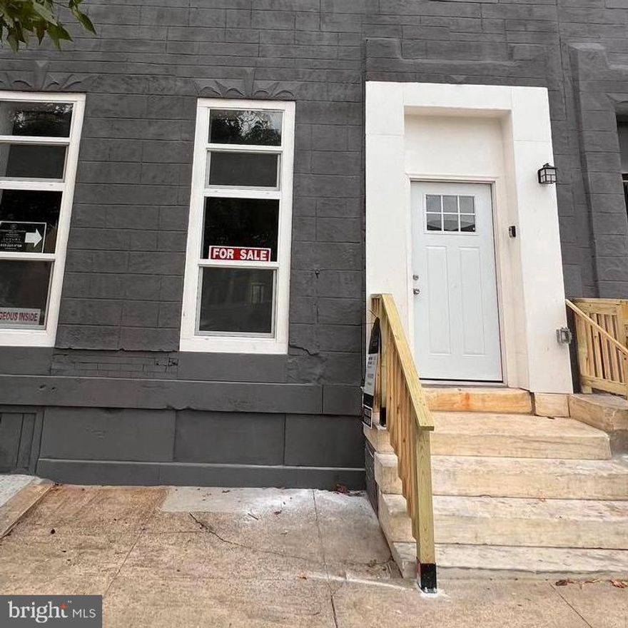 A beautifully renovated four-level townhouse that offers five bedrooms and five and a half bathrooms, providing plenty of room for comfortable living. The recent renovations offer a fresh and modern feel throughout the property. Parking is available on the street and in the rear of the property. 
This townhouse features a gourmet kitchen complete with a large island and new appliances, perfect for cooking and entertaining. You'll also find a spacious lower- level family room, an upper-level laundry room for convenience. This home has recessed lighting throughout, enhancing the bright and airy atmosphere. This location is appealing, offering close proximity to downtown Baltimore, M&T Bank Stadium, Oriole Park, the B&O Railroad Museum, UMMC, and various local restaurants. Making it ideal for enjoying city life and amenities. The Seller is offering a one-year home warranty.  Make your appointment today.