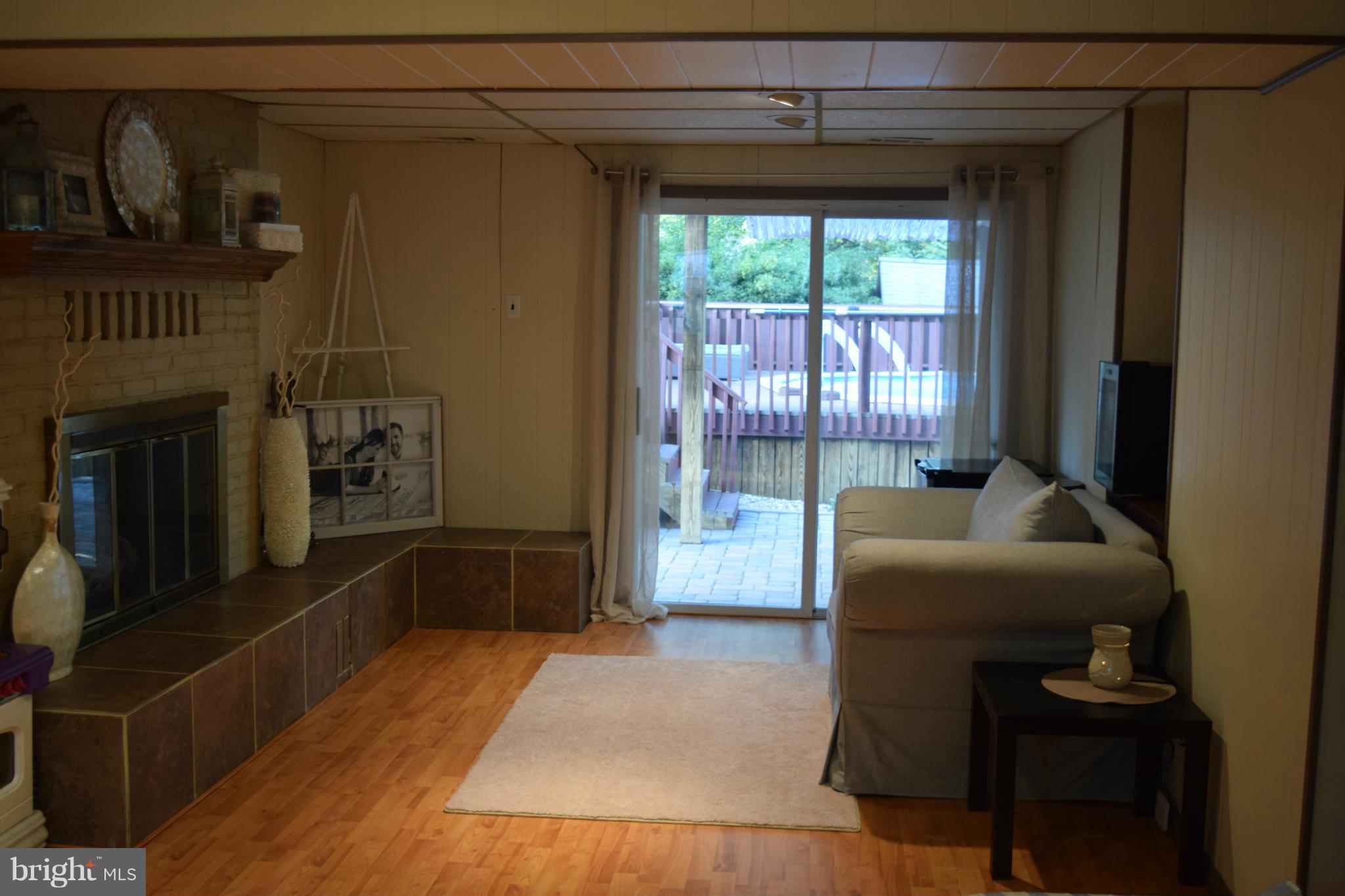 FOUR SEASONS ESTATES - Residential