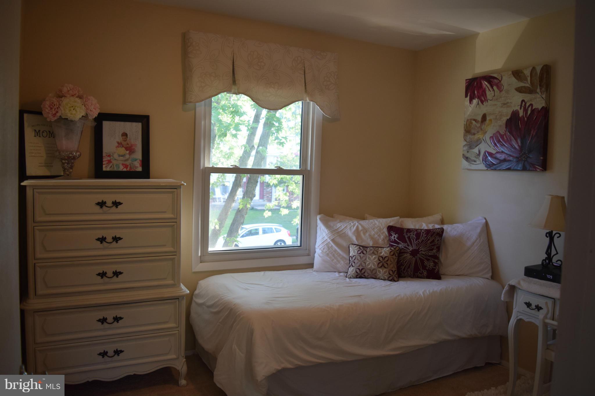 FOUR SEASONS ESTATES - Residential