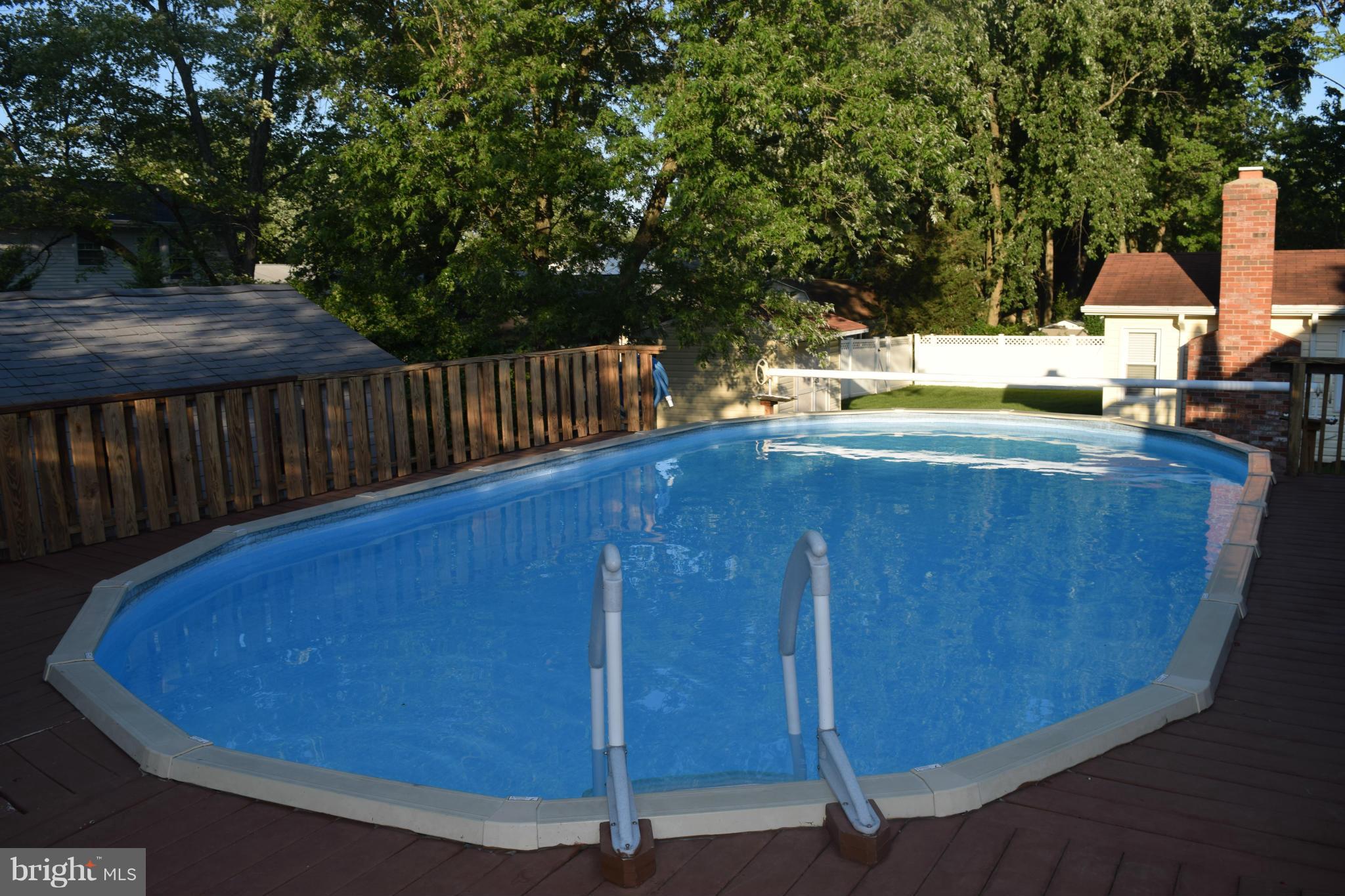 FOUR SEASONS ESTATES - Residential