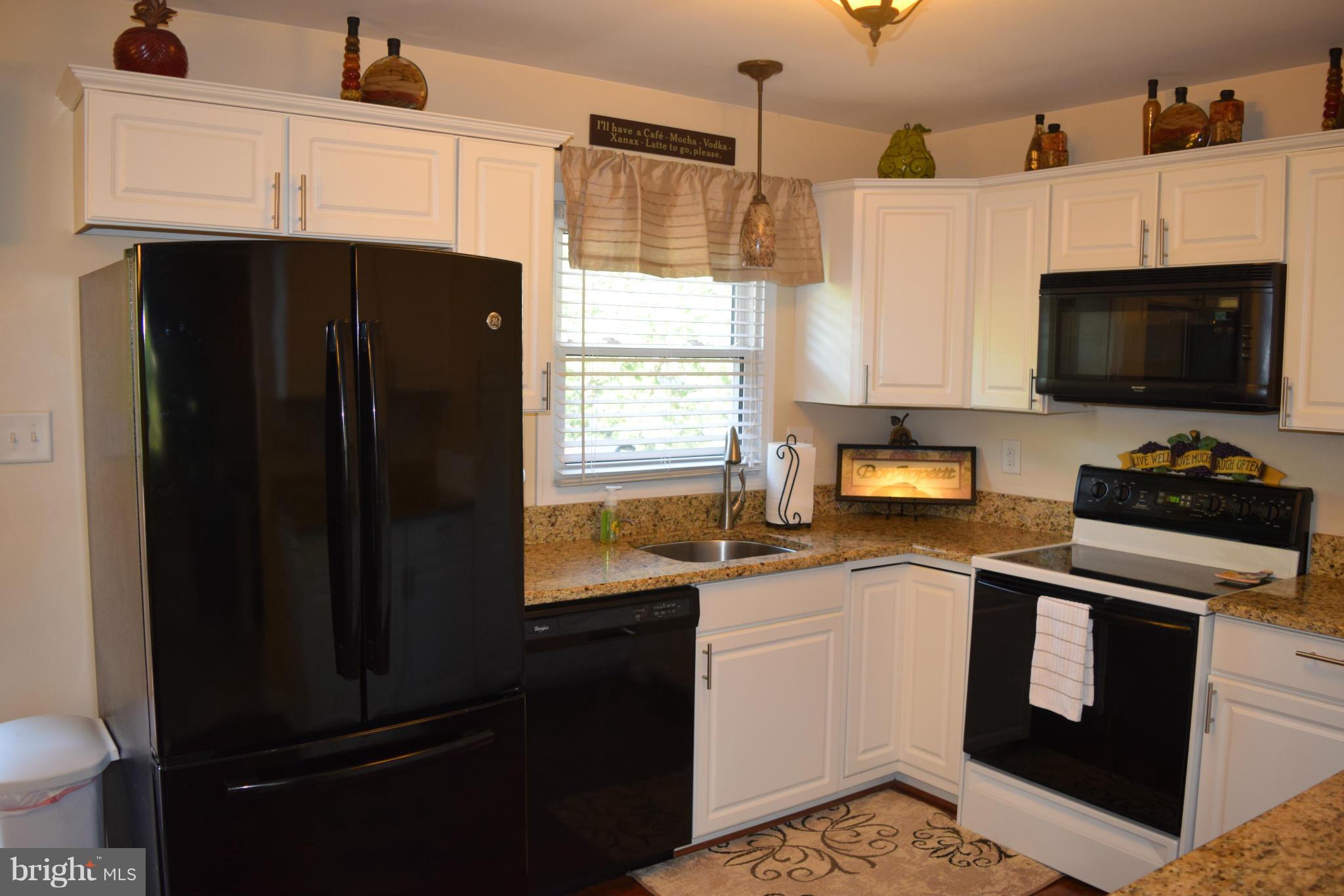 FOUR SEASONS ESTATES - Residential