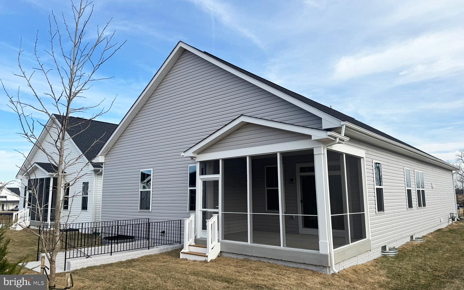 HIATT POINTE AT SNOWDEN BRIDGE - Residential