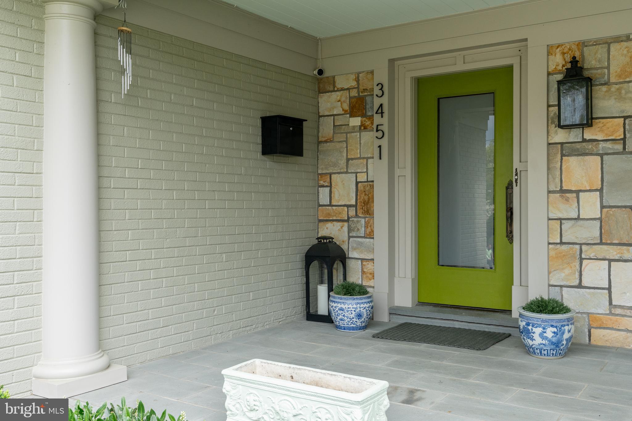 COUNTRY CLUB HILLS - Residential