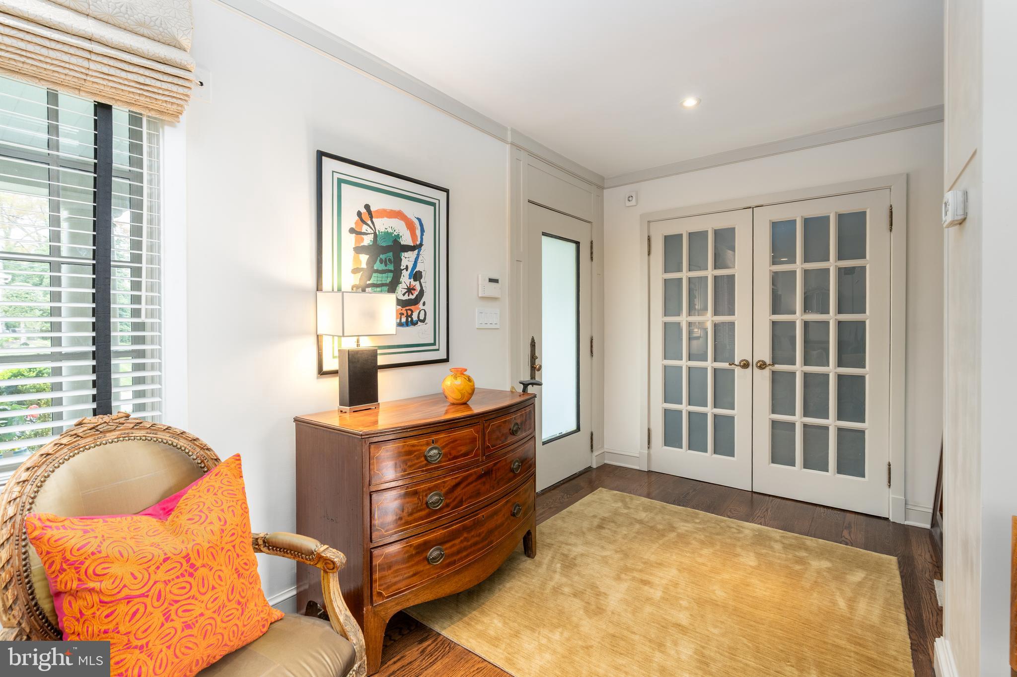 COUNTRY CLUB HILLS - Residential