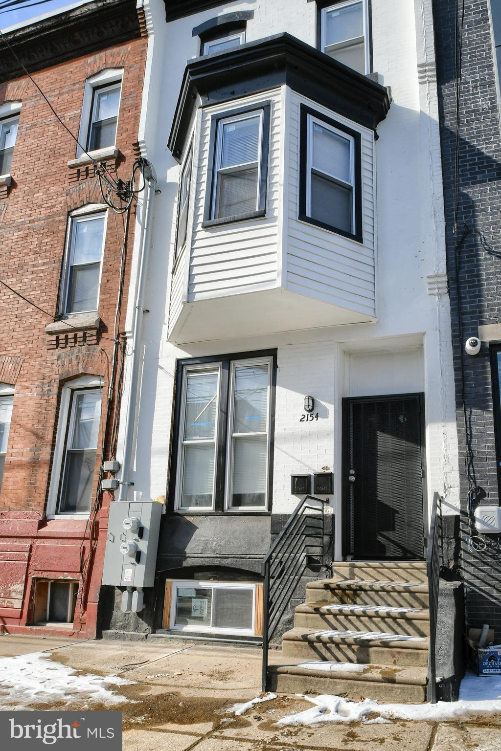 PRICE IMPROVEMENT!!!
This charming duplex has been beautifully renovated and is located in the vibrant North Philadelphia neighborhood, just a short stroll from Temple University. You'll find a cozy one-bedroom, one-bathroom unit on the first floor, and above it, a spacious and inviting bi-level 2-bedroom, 2-bathroom unit.
Whether you’re looking for a place to live or an investment opportunity, this duplex is perfect for you! Each unit boasts modern kitchens with sleek stainless steel appliances, stylish LVT flooring, and plenty of natural light thanks to recessed lighting. Plus, you’ll love the convenience of in-unit washers and dryers. Unit 1 even has access to the basement for additional storage!
You’ll enjoy the convenience of being close to public transportation, schools, and great shopping. With quick commutes to the city center and the lively neighborhoods of Fishtown and Northern Liberties, you’ll truly be in the heart of it all. Don’t let this fantastic opportunity pass you by—schedule your tour today!