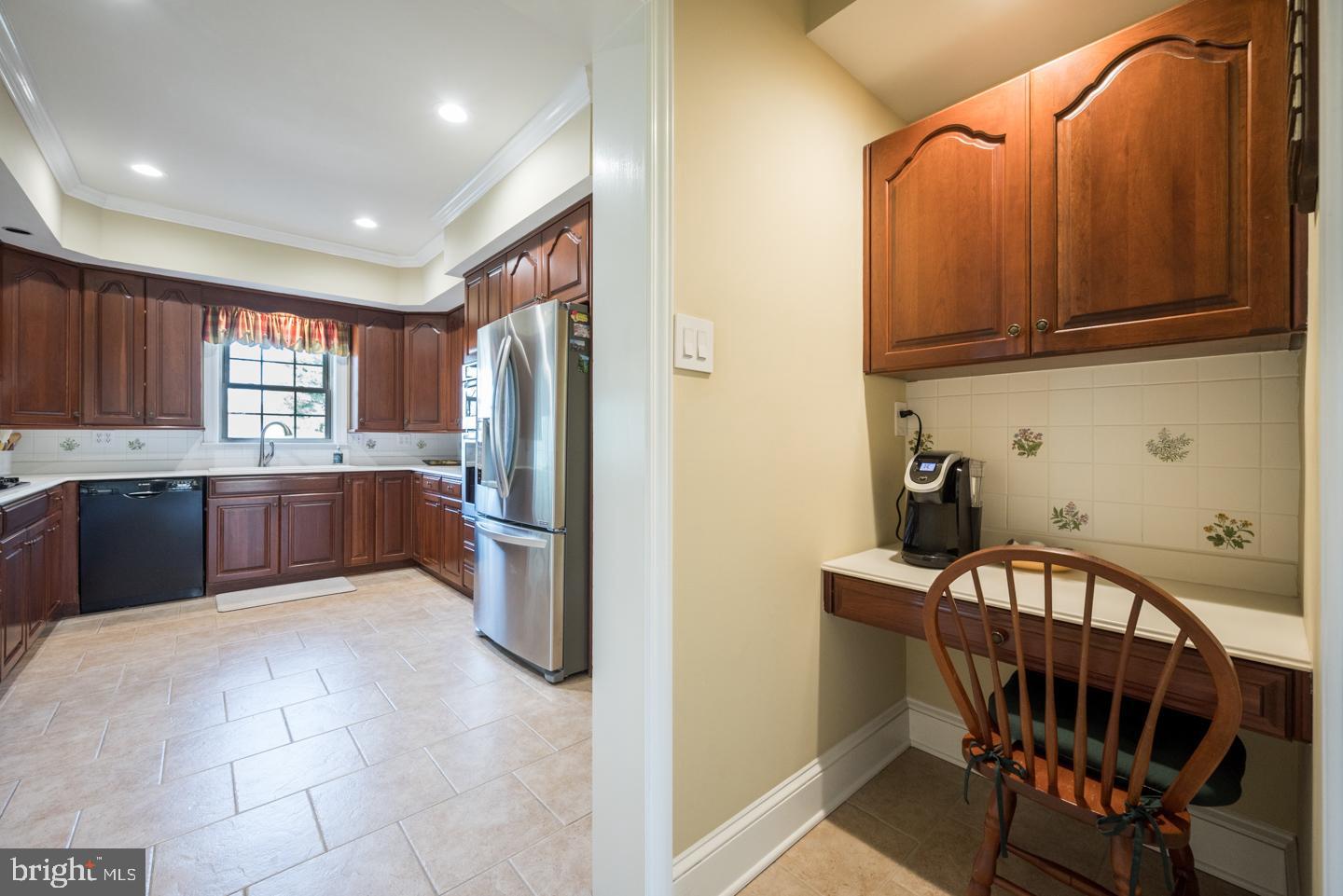 FOX RIDGE - Residential