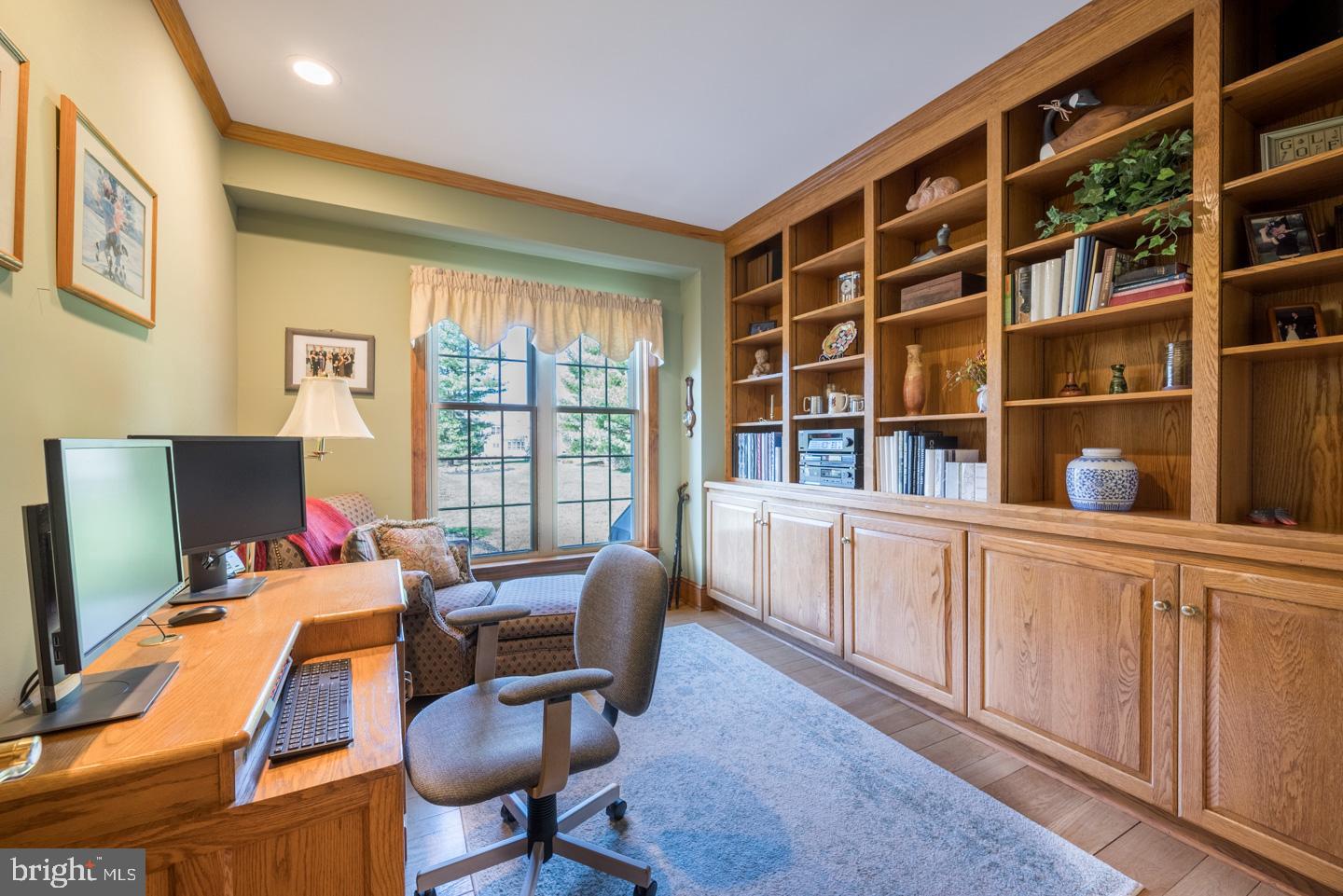 FOX RIDGE - Residential