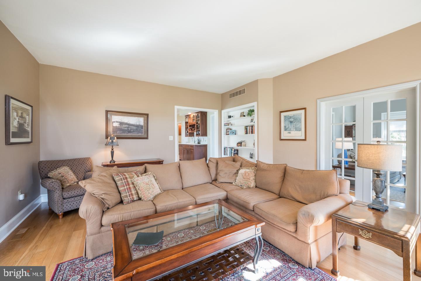 FOX RIDGE - Residential