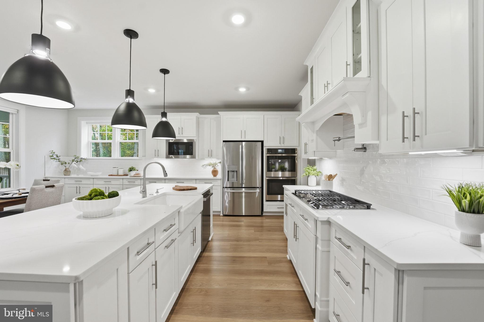 10914 CANTERBURY COURT