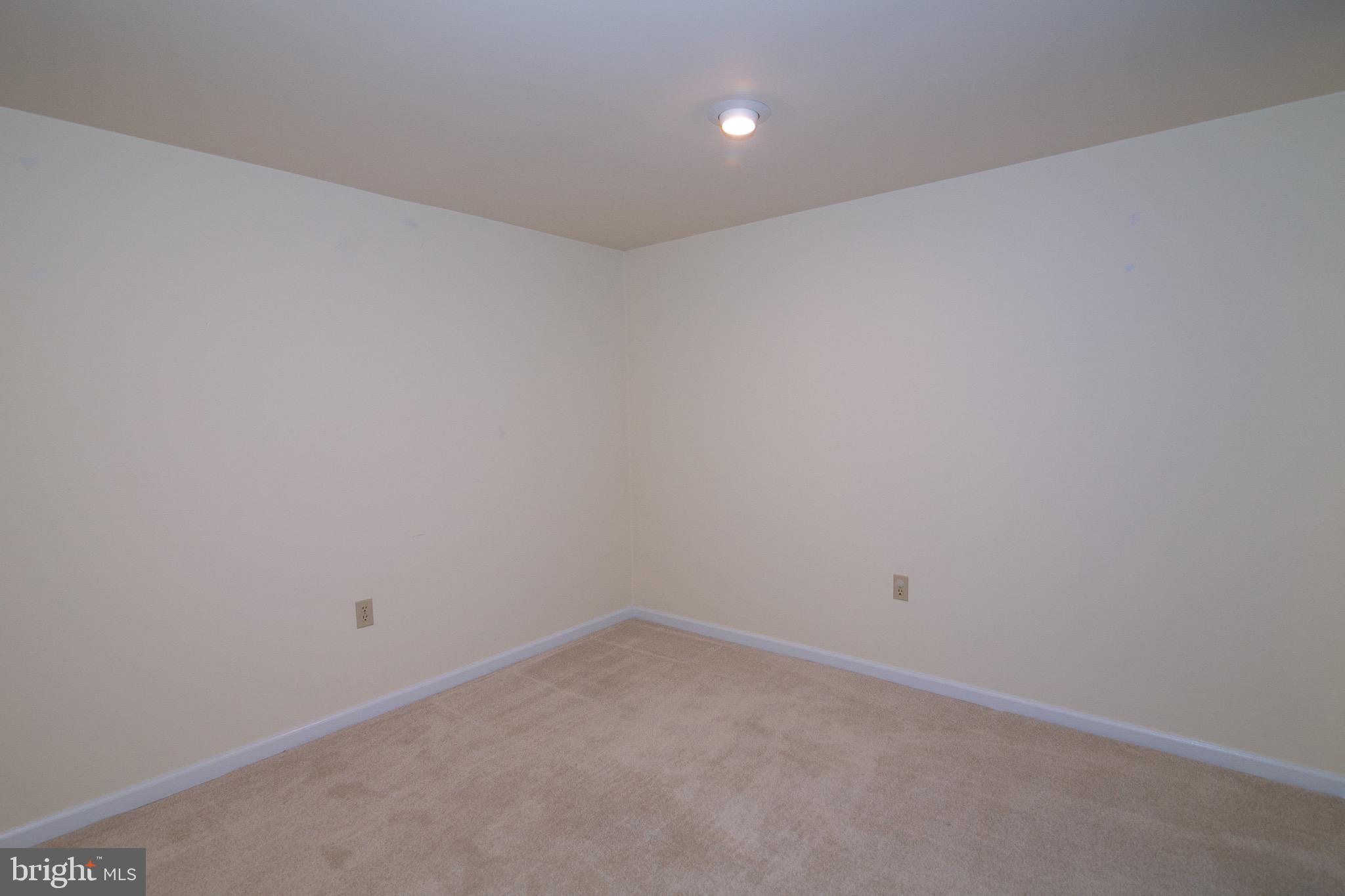 MONTCLAIR - Residential