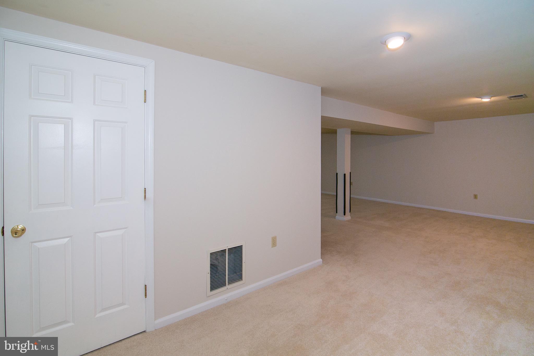 MONTCLAIR - Residential