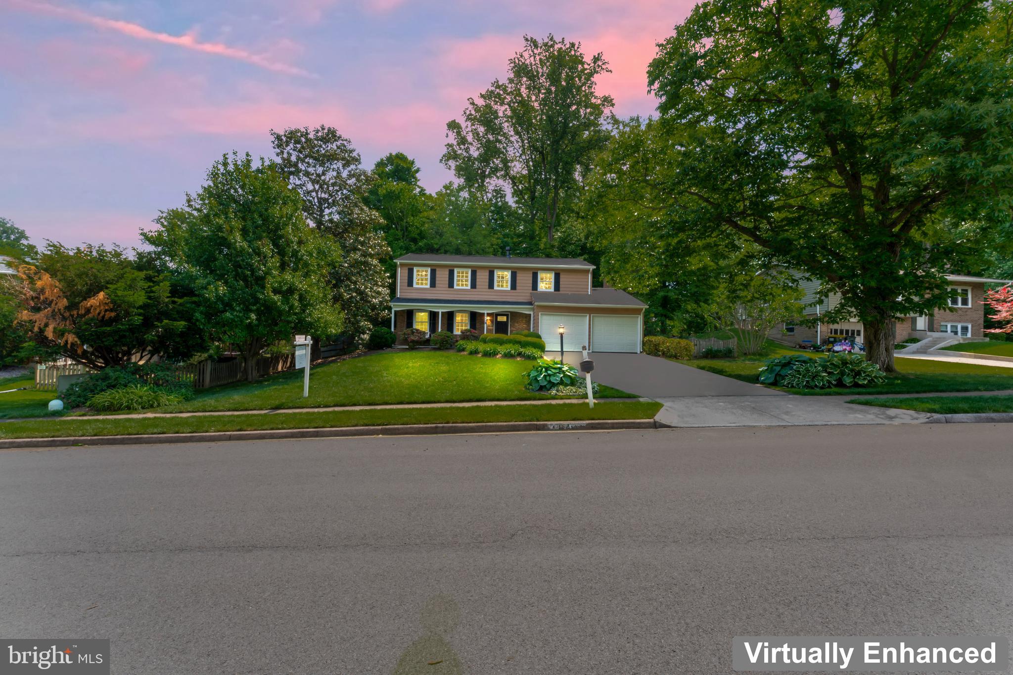 BRIARWOOD - Residential
