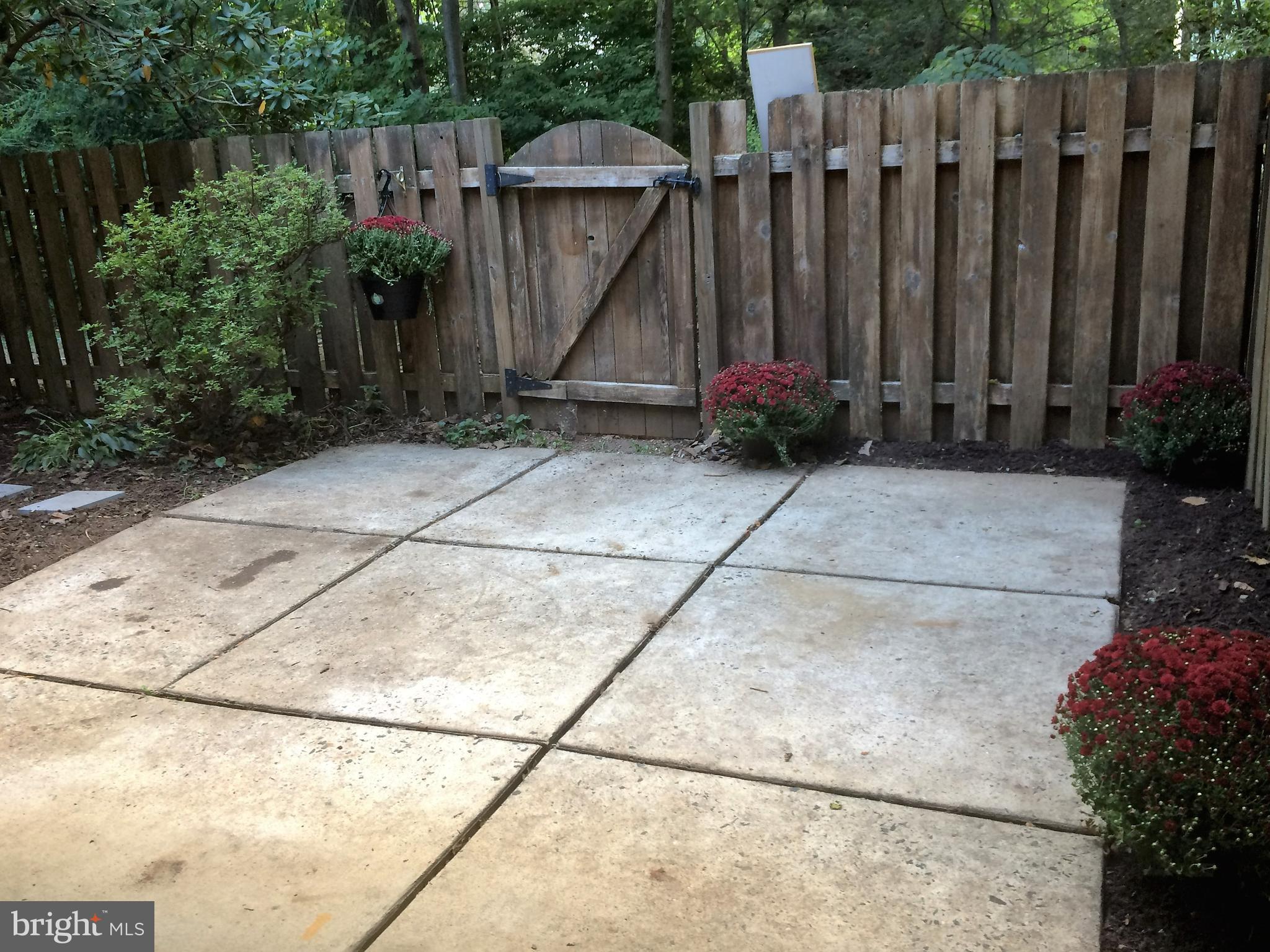 WEATHERSTONE - Residential Lease