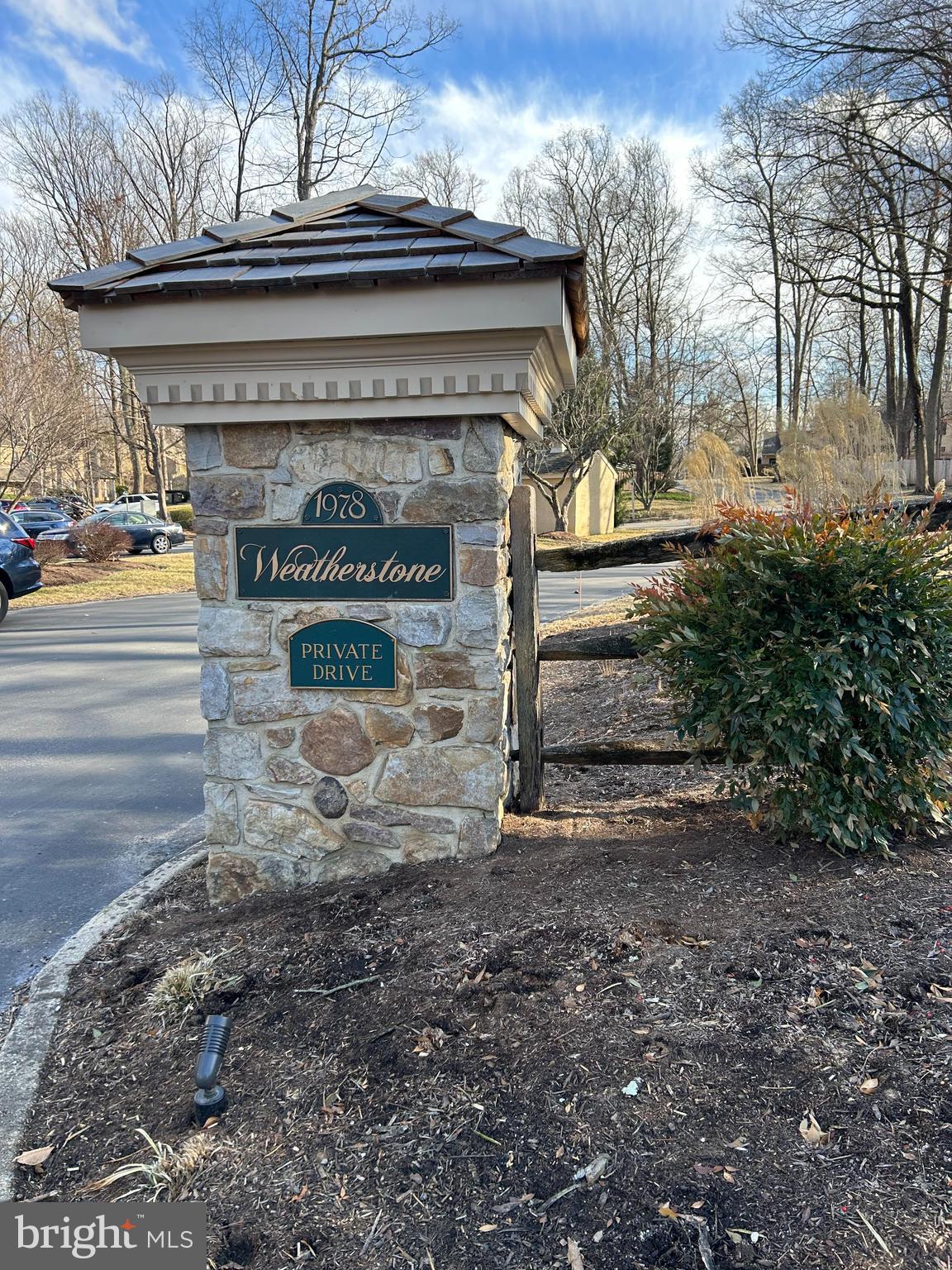 WEATHERSTONE - Residential Lease