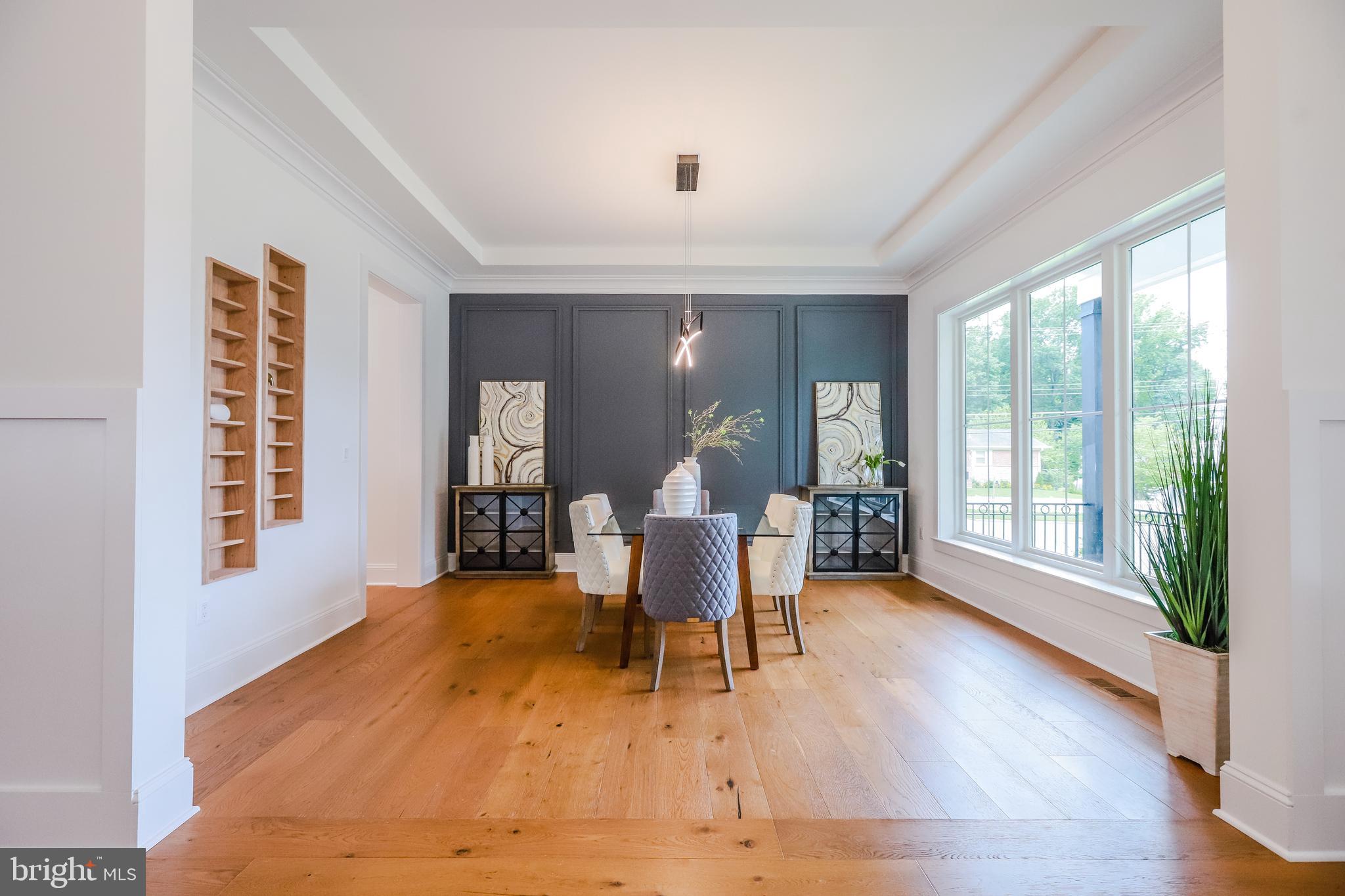 PICKETT ESTATES - Residential