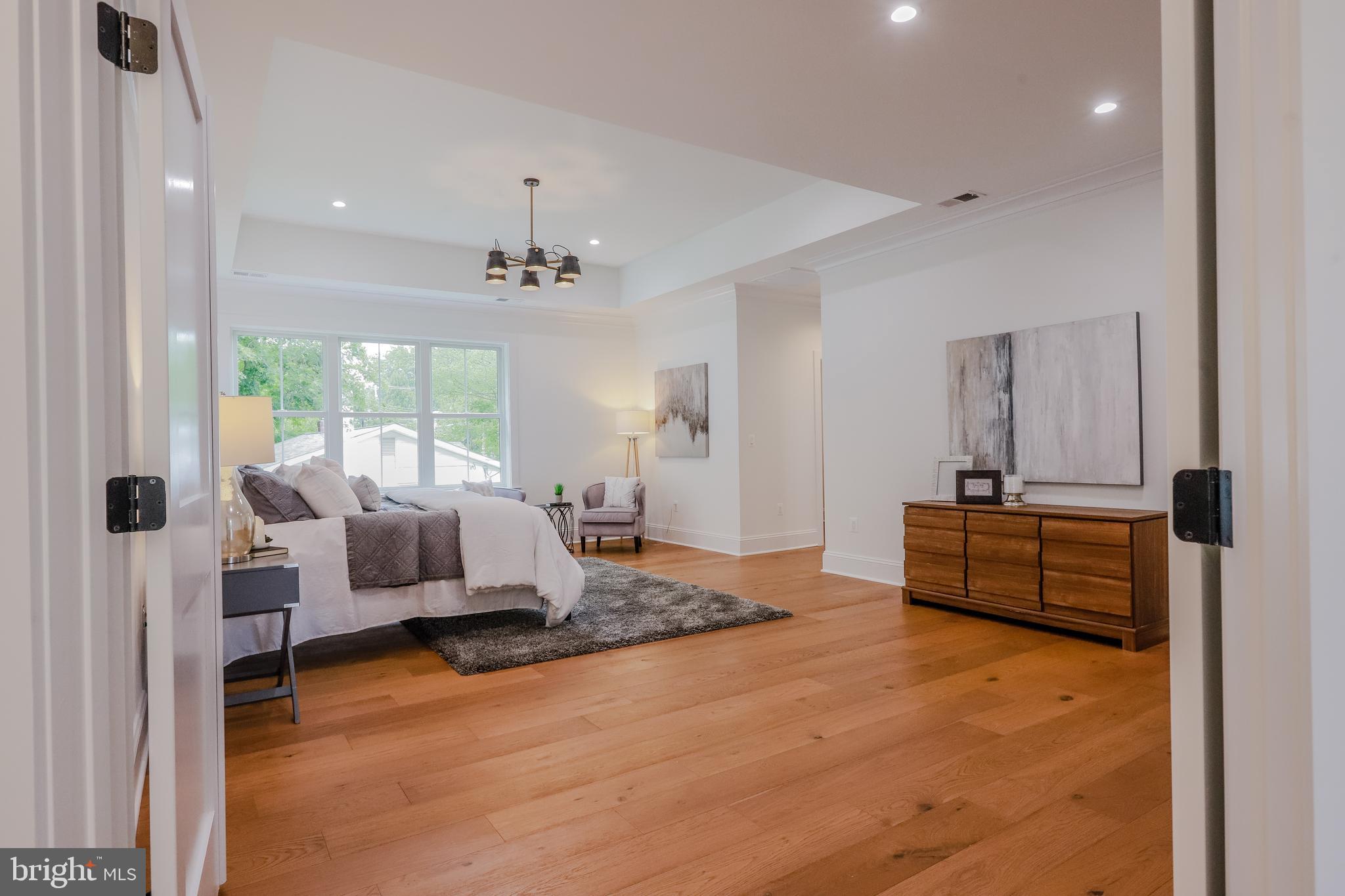 PICKETT ESTATES - Residential