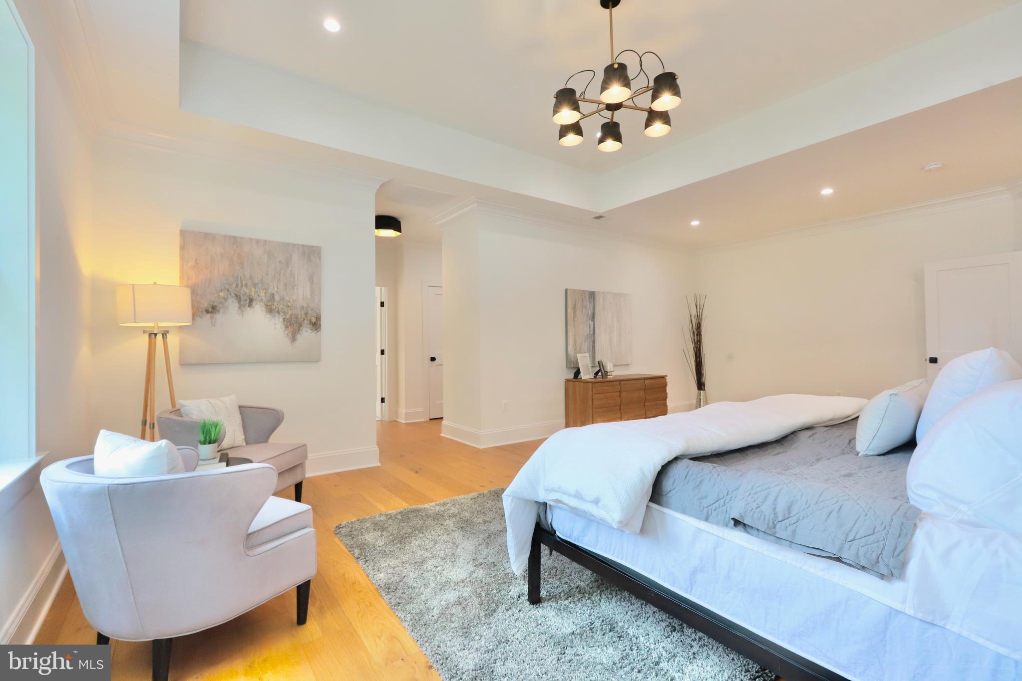 PICKETT ESTATES - Residential