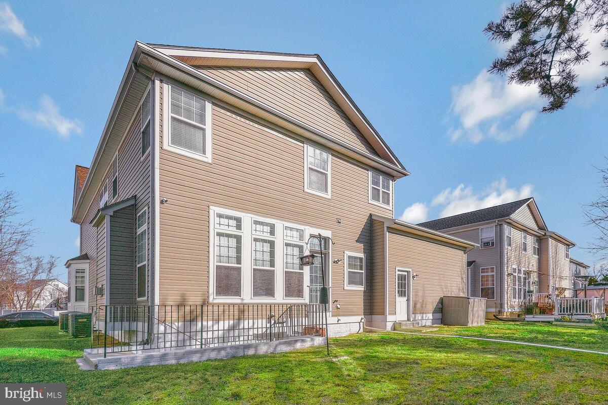 HUNTERS RUN - Residential