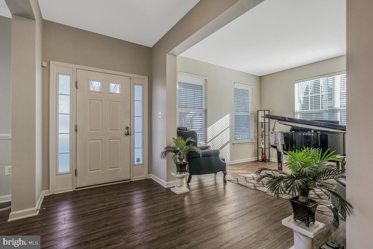 HUNTERS RUN - Residential