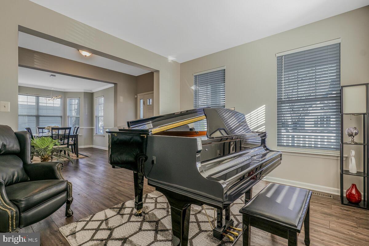 HUNTERS RUN - Residential