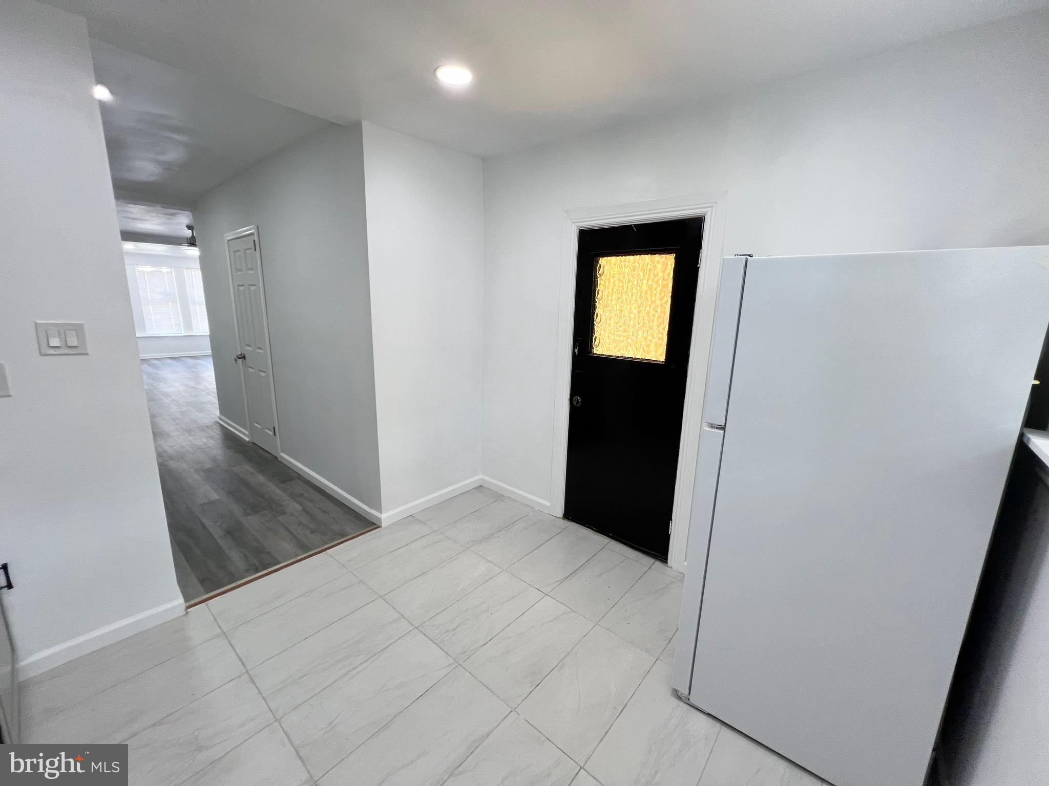ELMWOOD PARK - Residential