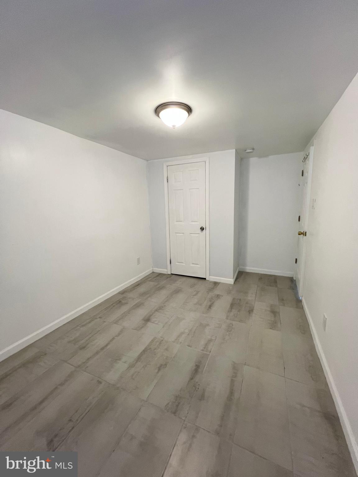 ELMWOOD PARK - Residential