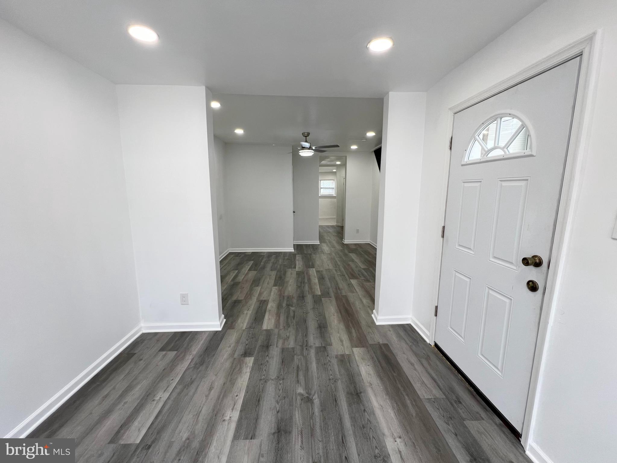 ELMWOOD PARK - Residential