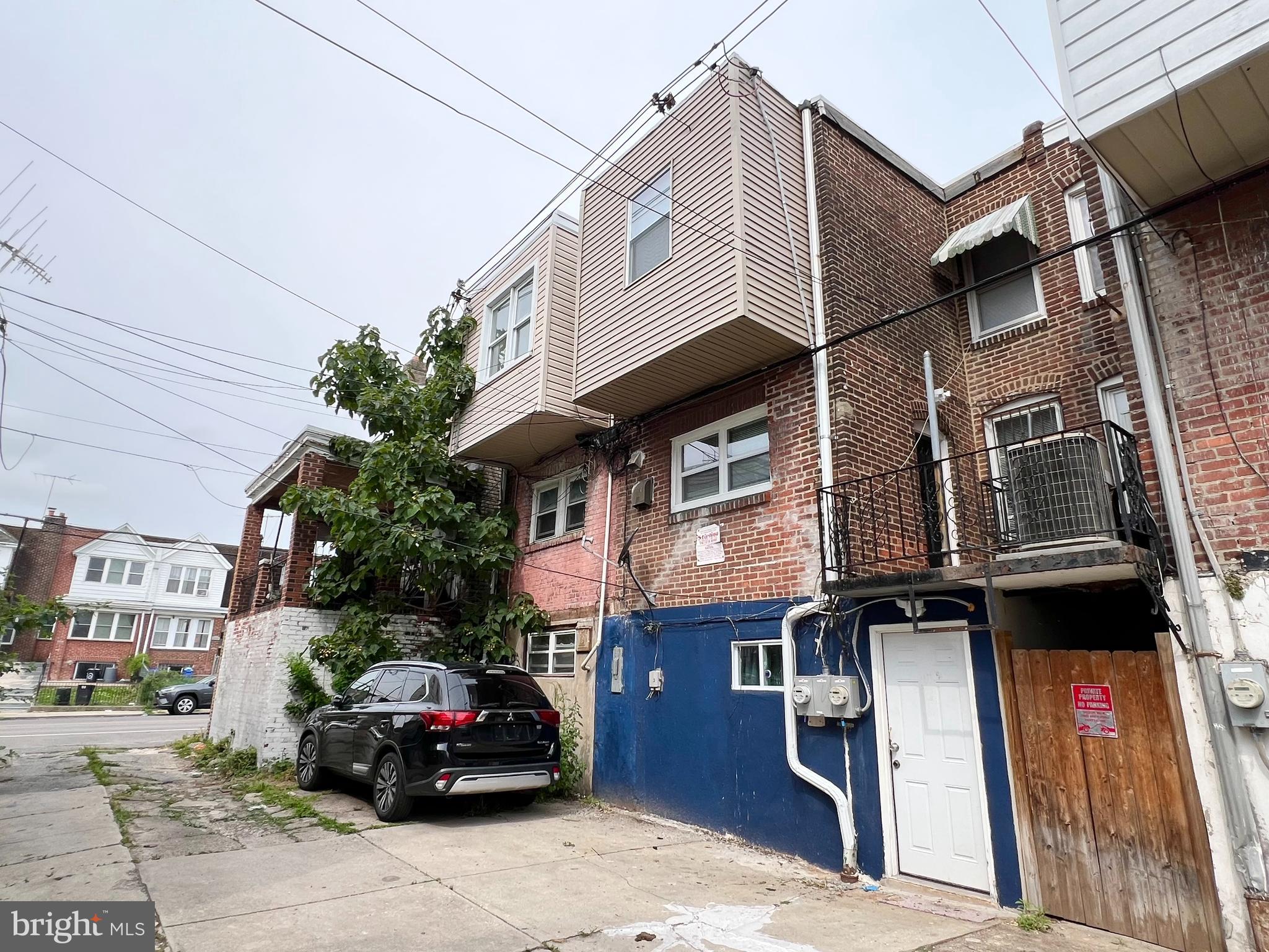 ELMWOOD PARK - Residential