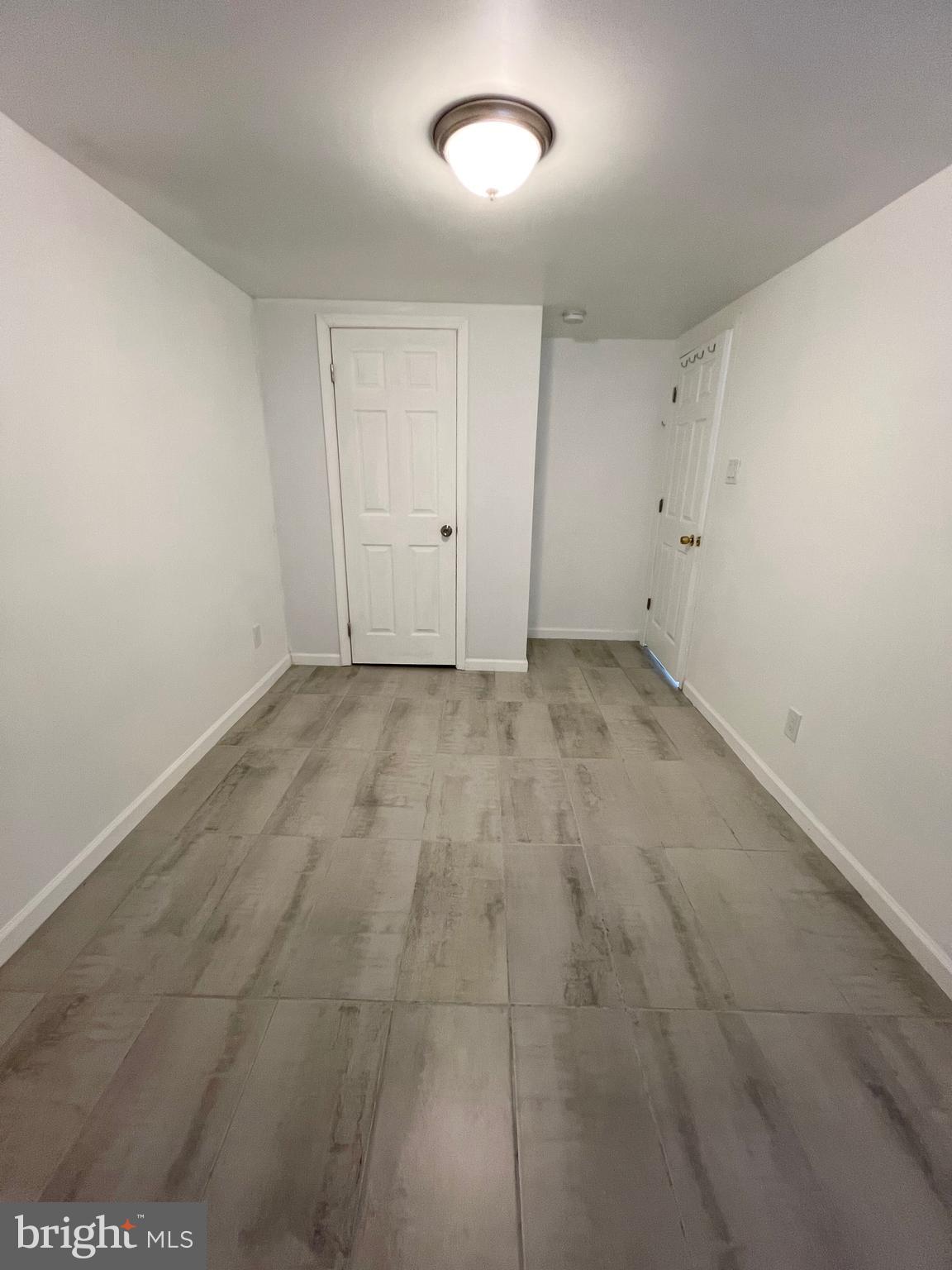 ELMWOOD PARK - Residential