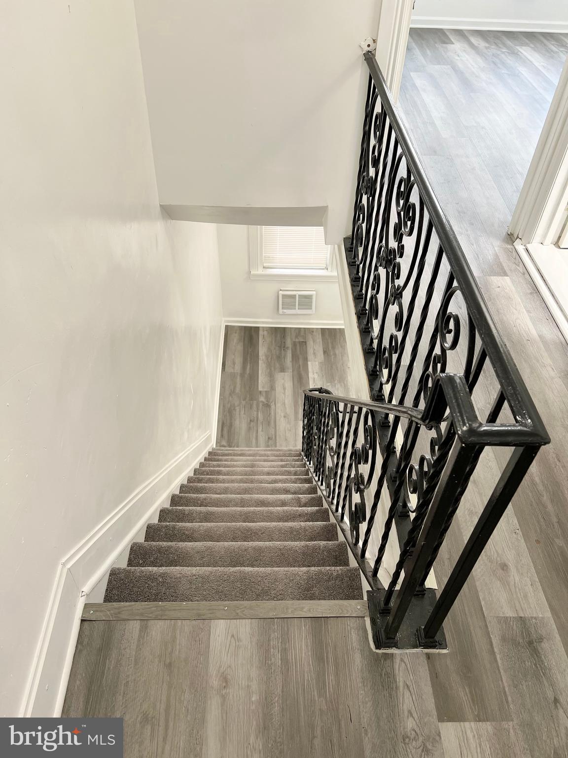 ELMWOOD PARK - Residential