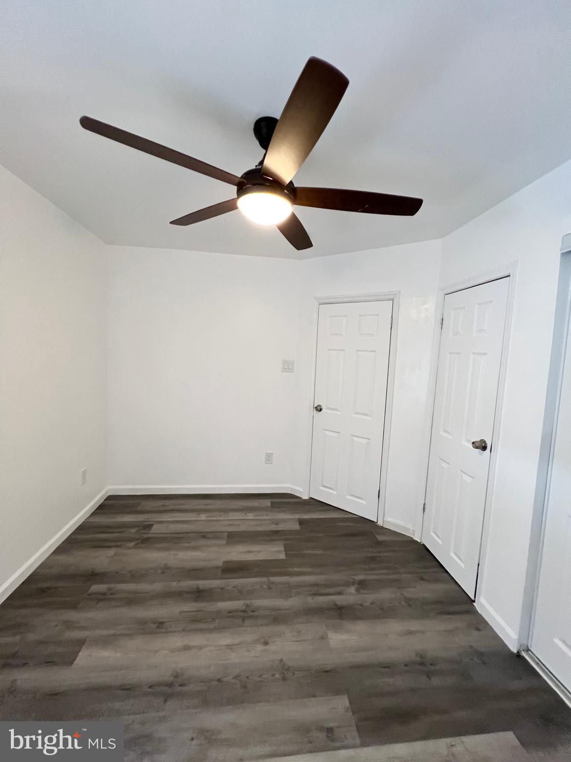 ELMWOOD PARK - Residential