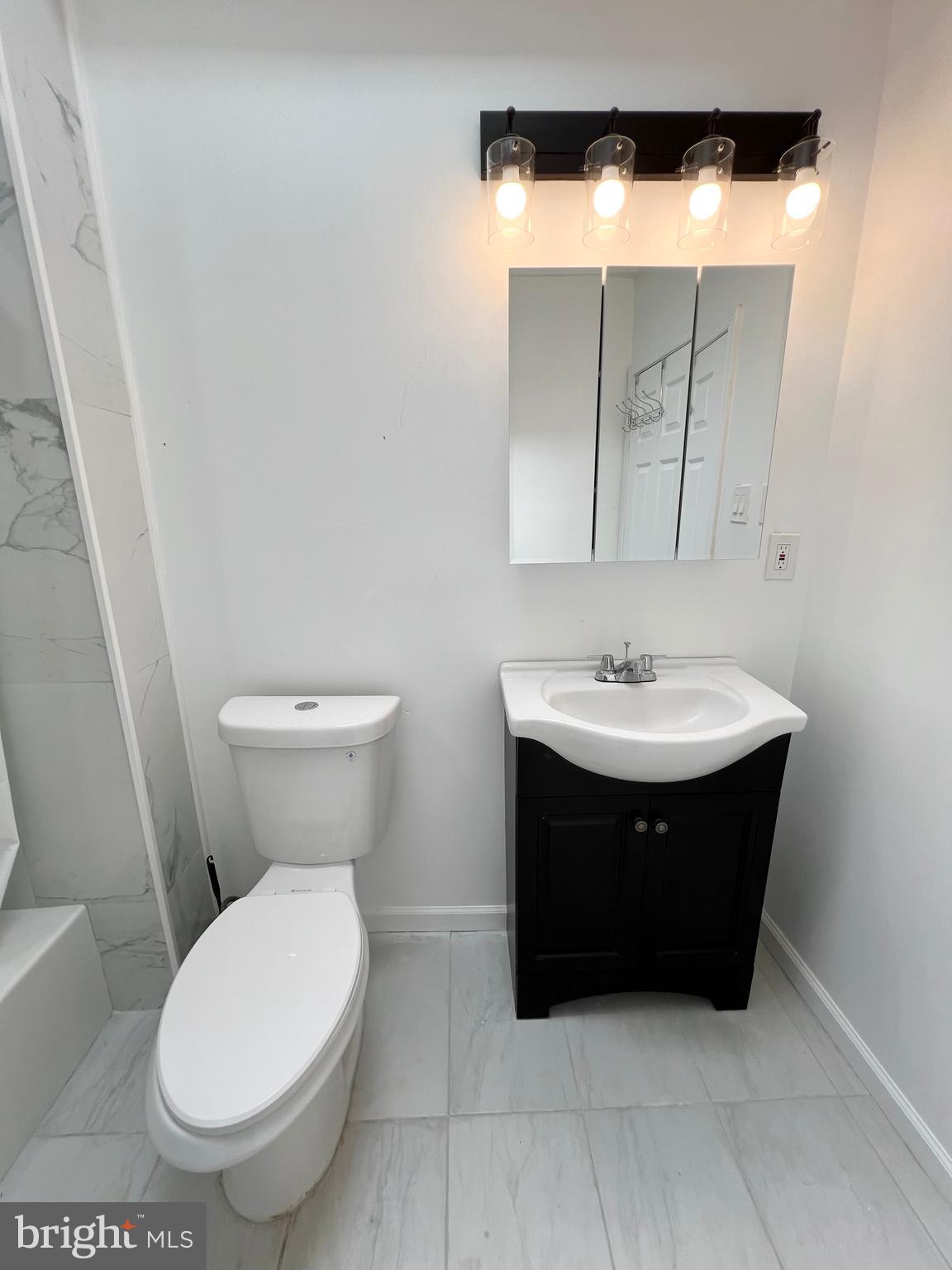 ELMWOOD PARK - Residential