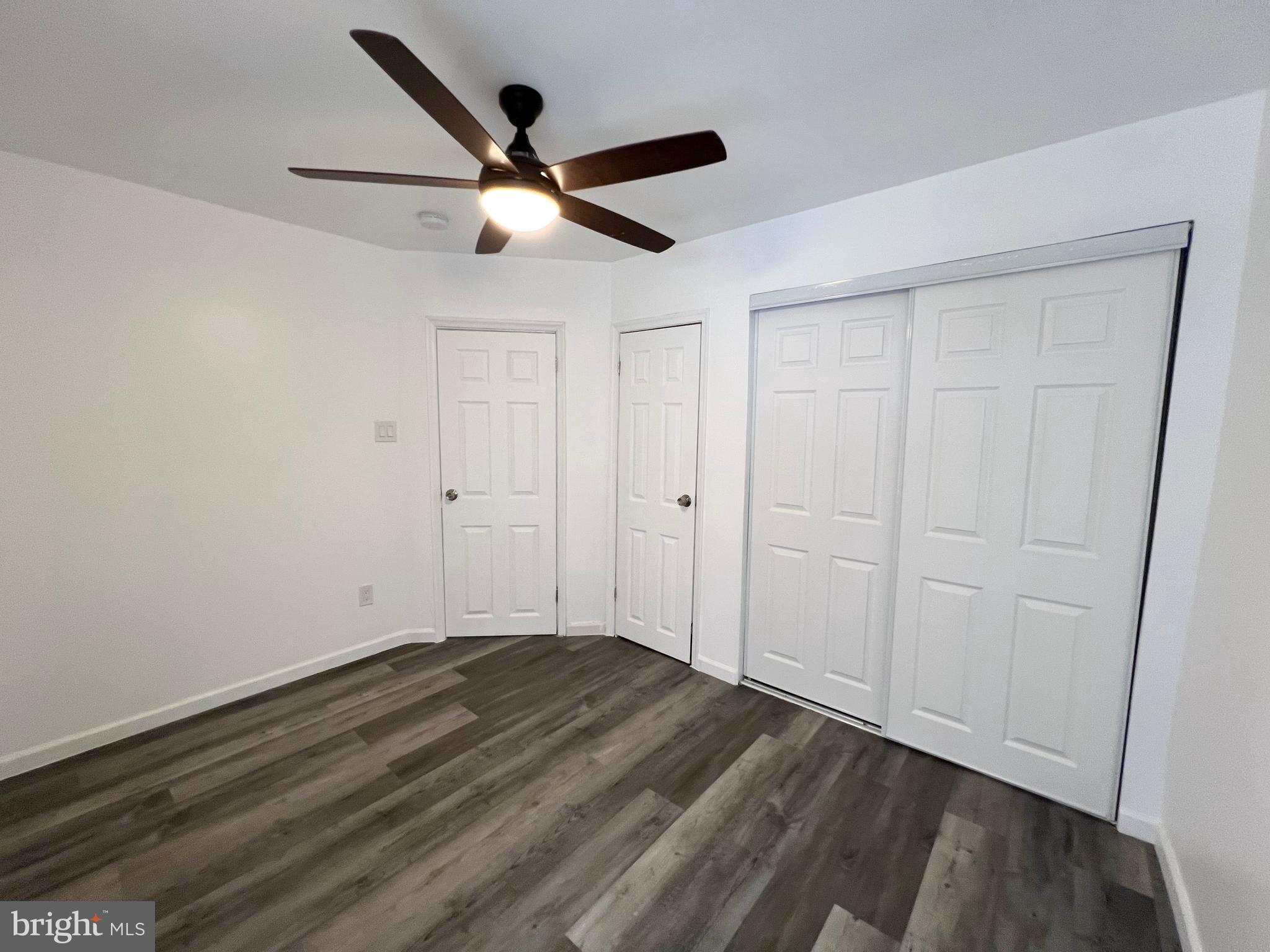 ELMWOOD PARK - Residential