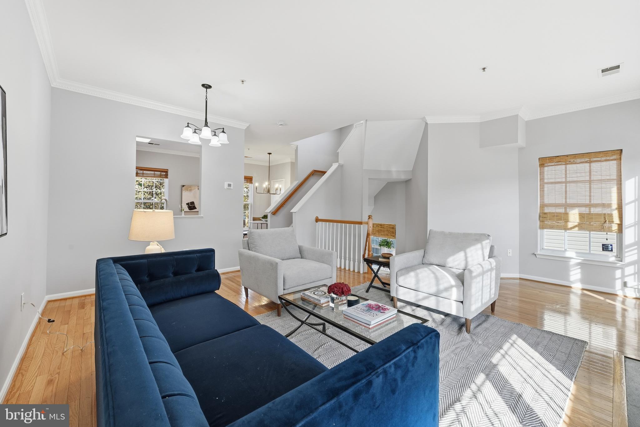 1907 TREMONT STREET SE