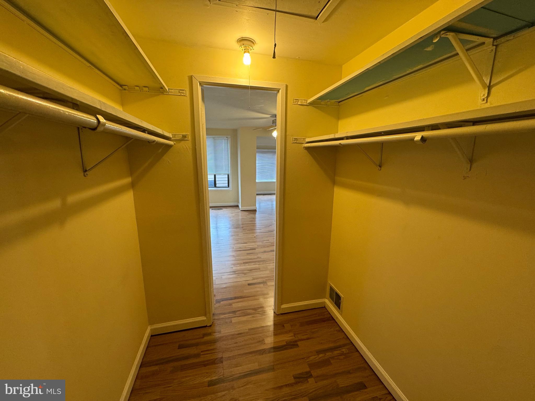 THOMAS CHOICE WEST - Residential Lease