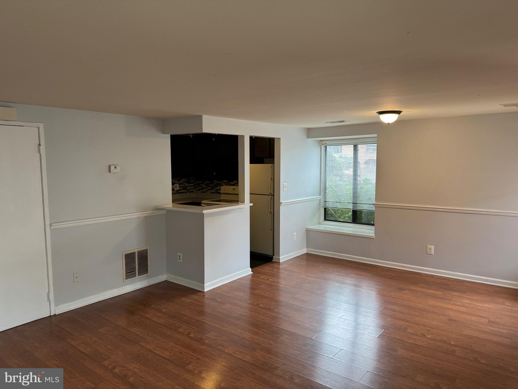 THOMAS CHOICE WEST - Residential Lease