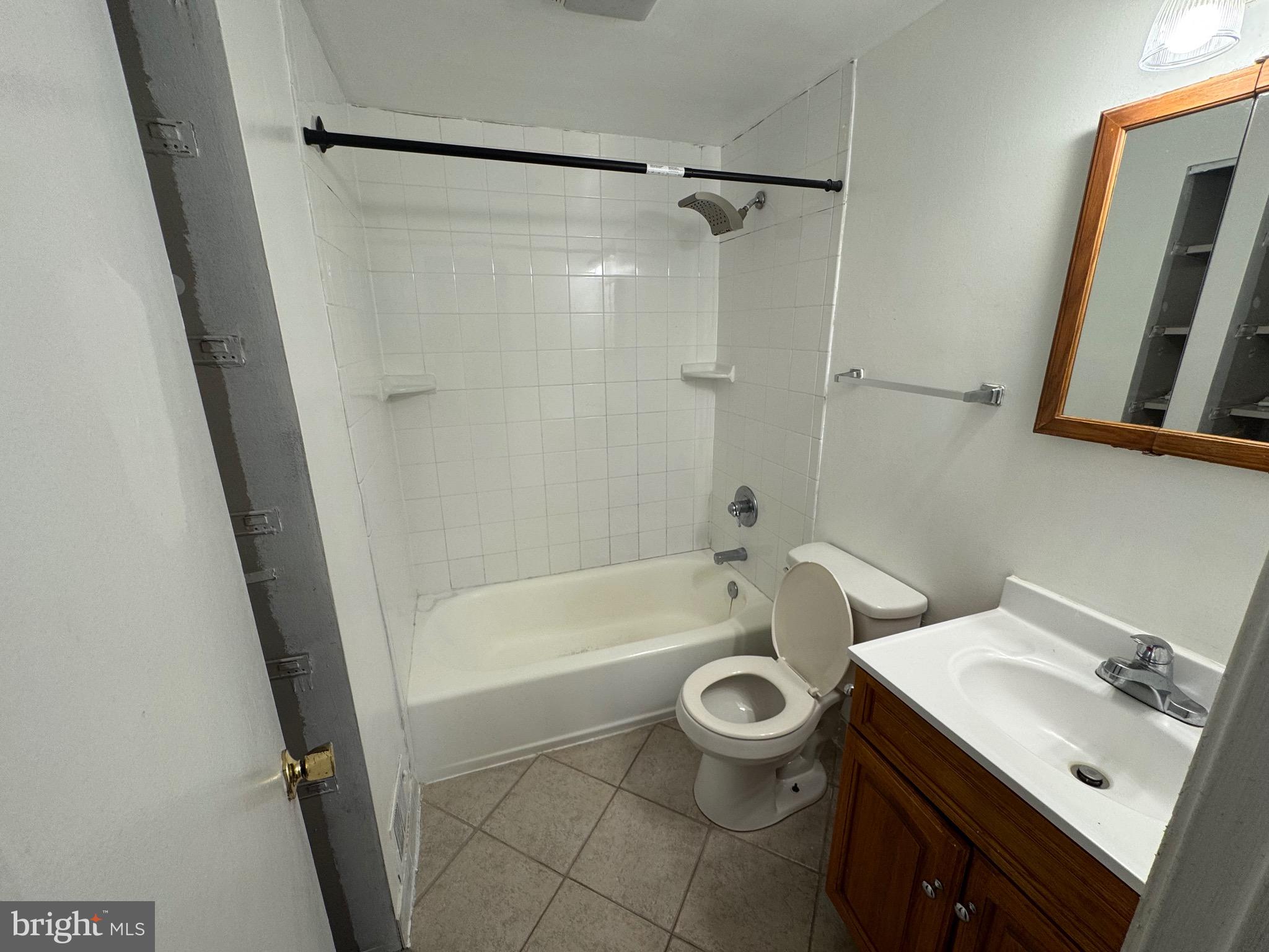 THOMAS CHOICE WEST - Residential Lease