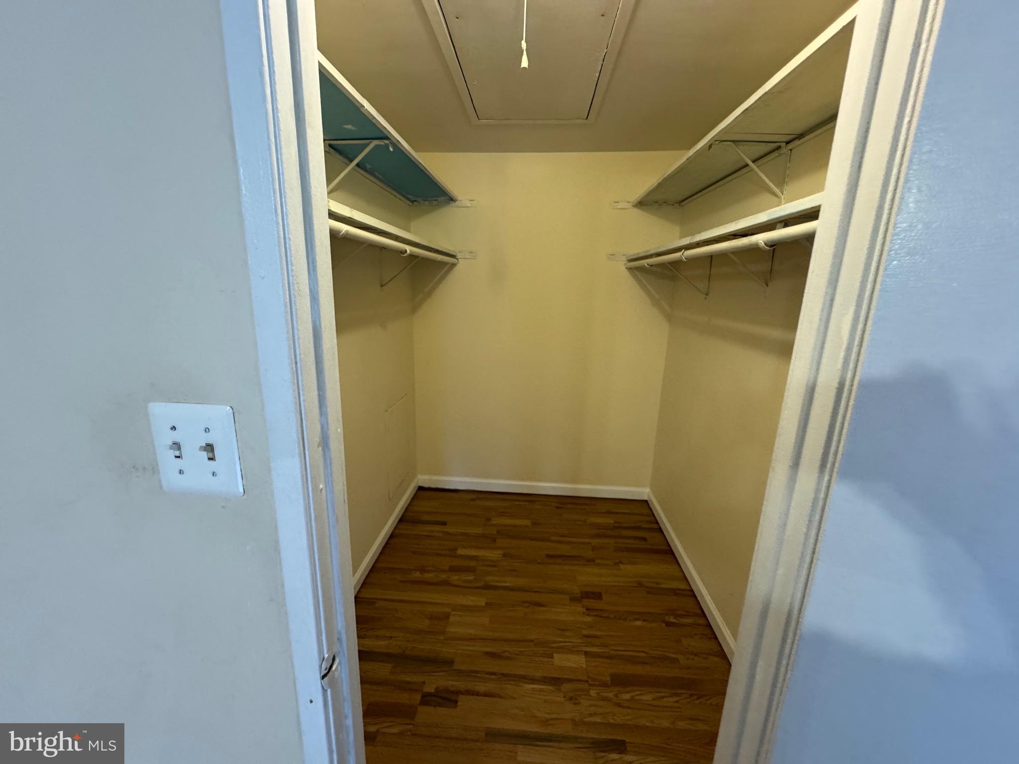 THOMAS CHOICE WEST - Residential Lease