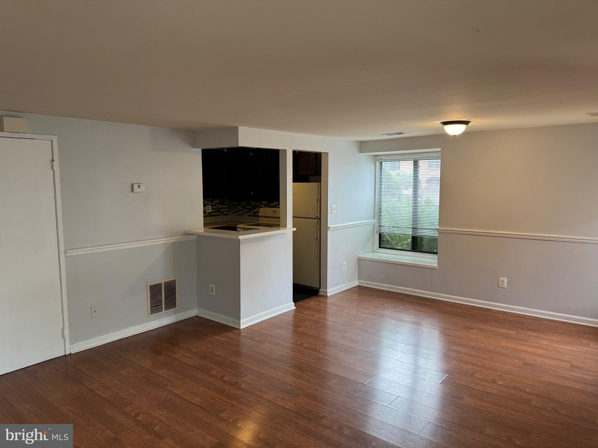 THOMAS CHOICE WEST - Residential Lease