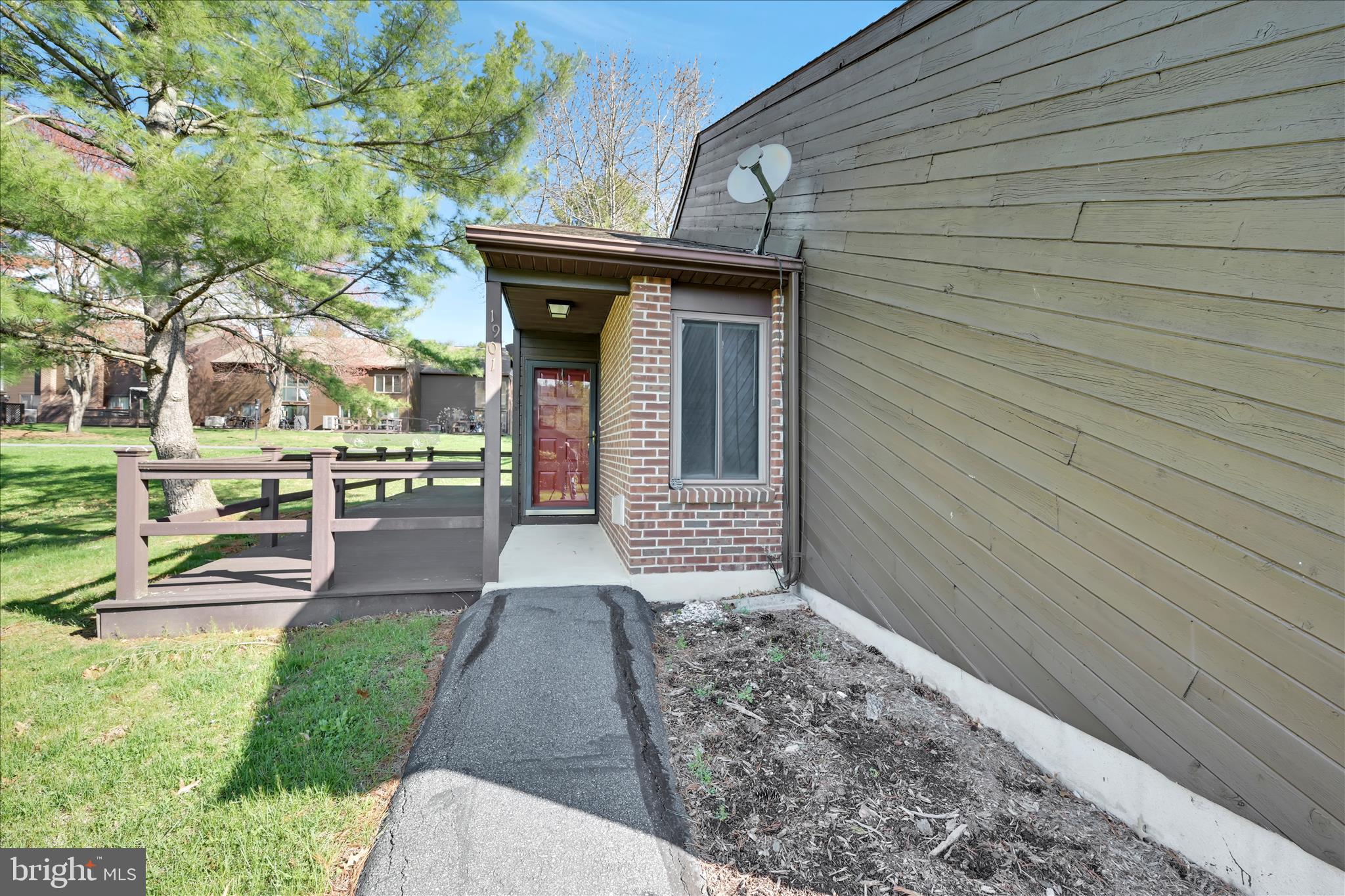 PINE BROOK - Residential