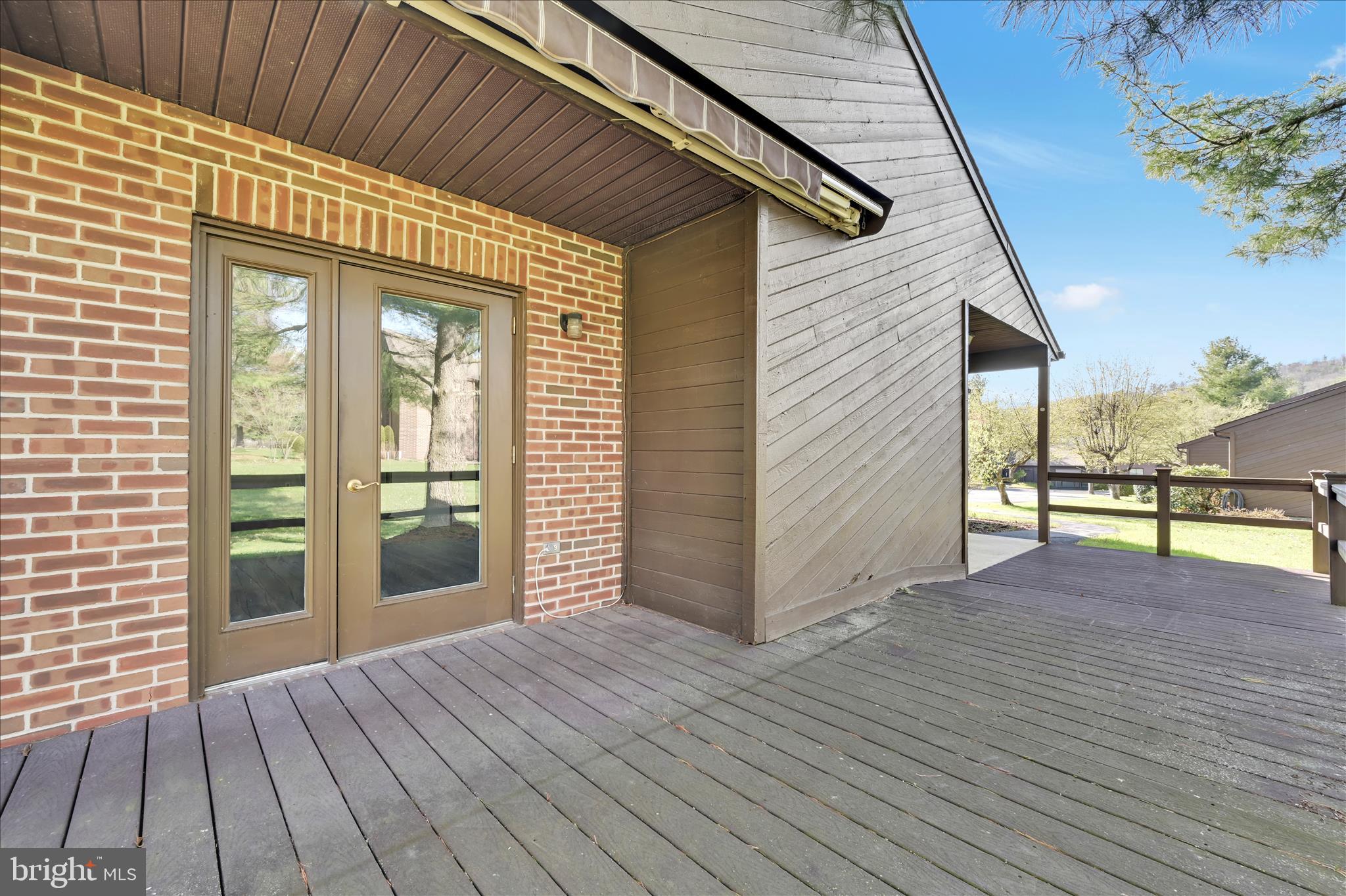 PINE BROOK - Residential