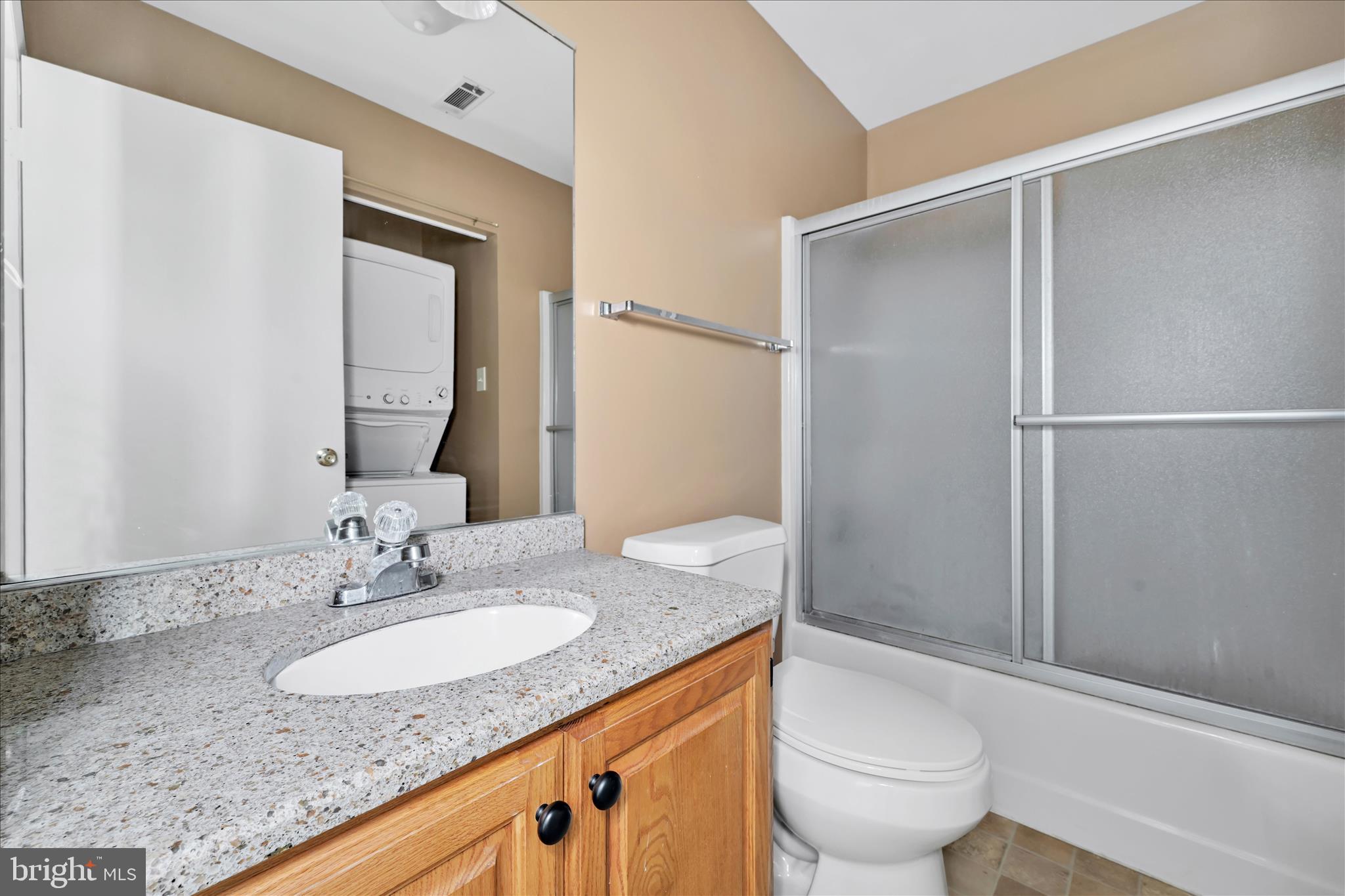 PINE BROOK - Residential