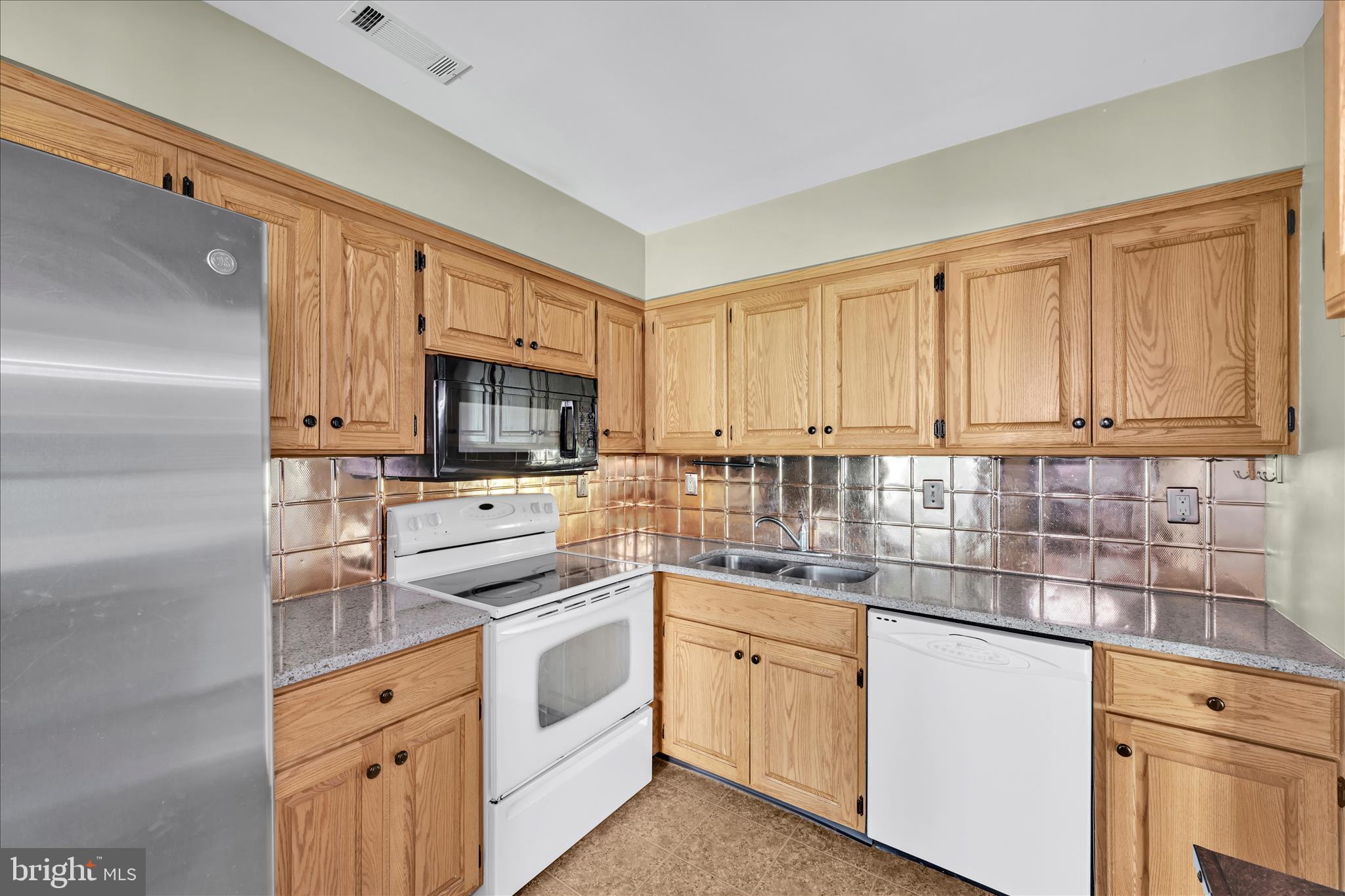 PINE BROOK - Residential