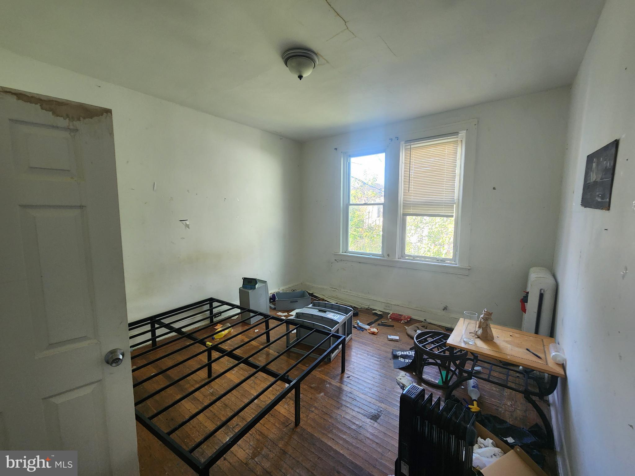 PARK CIRCLE - Residential