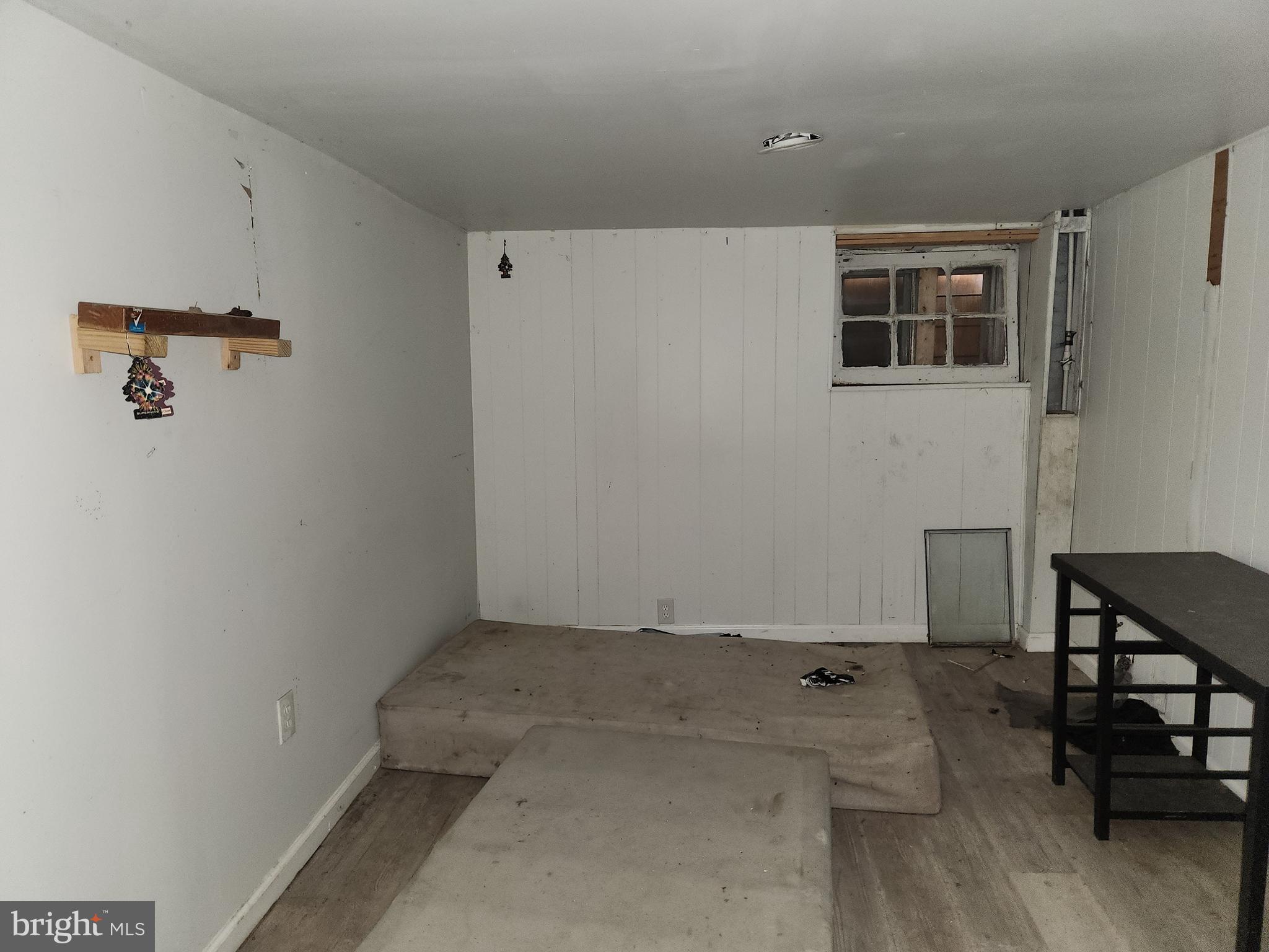 PARK CIRCLE - Residential