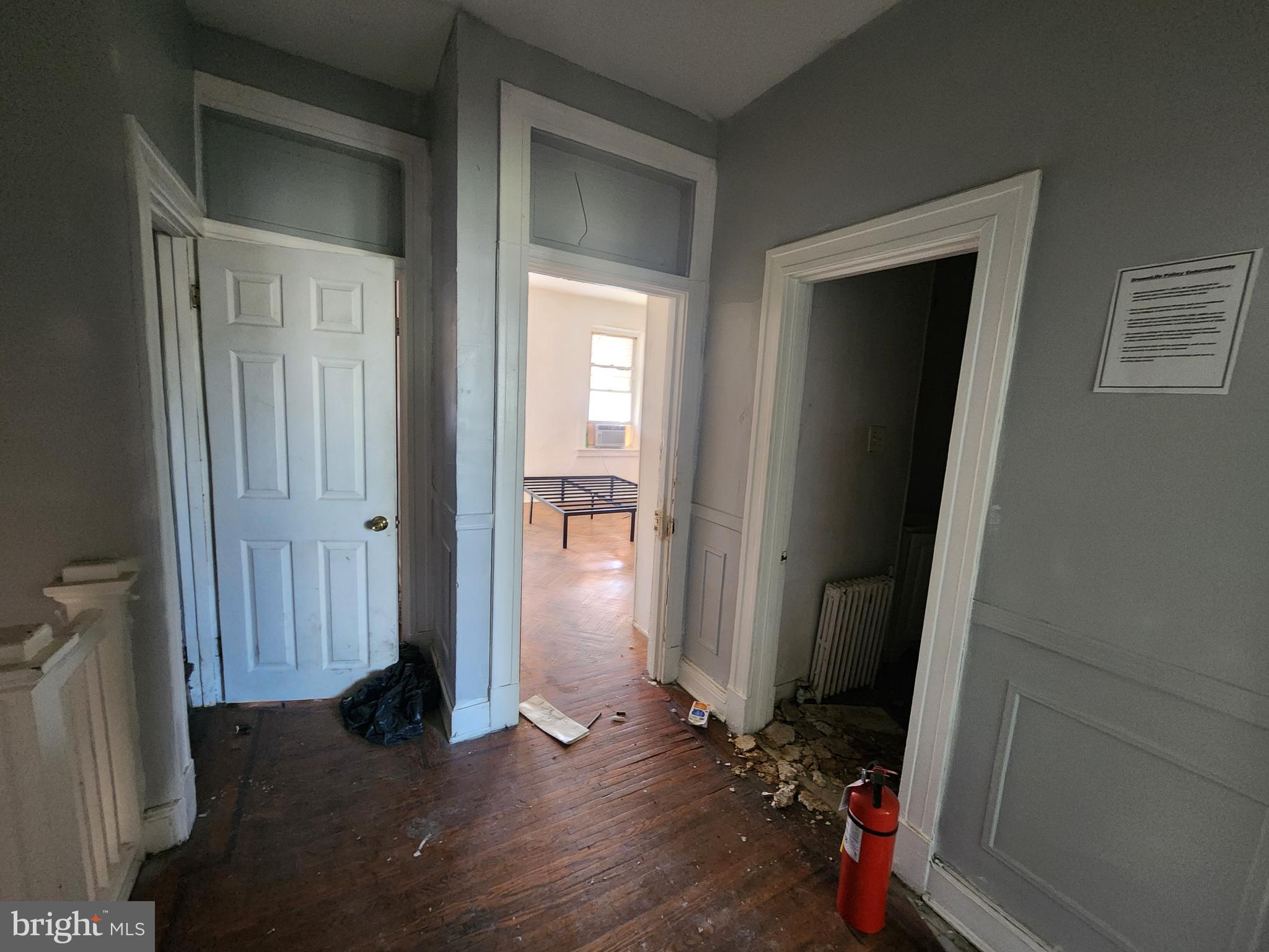 PARK CIRCLE - Residential