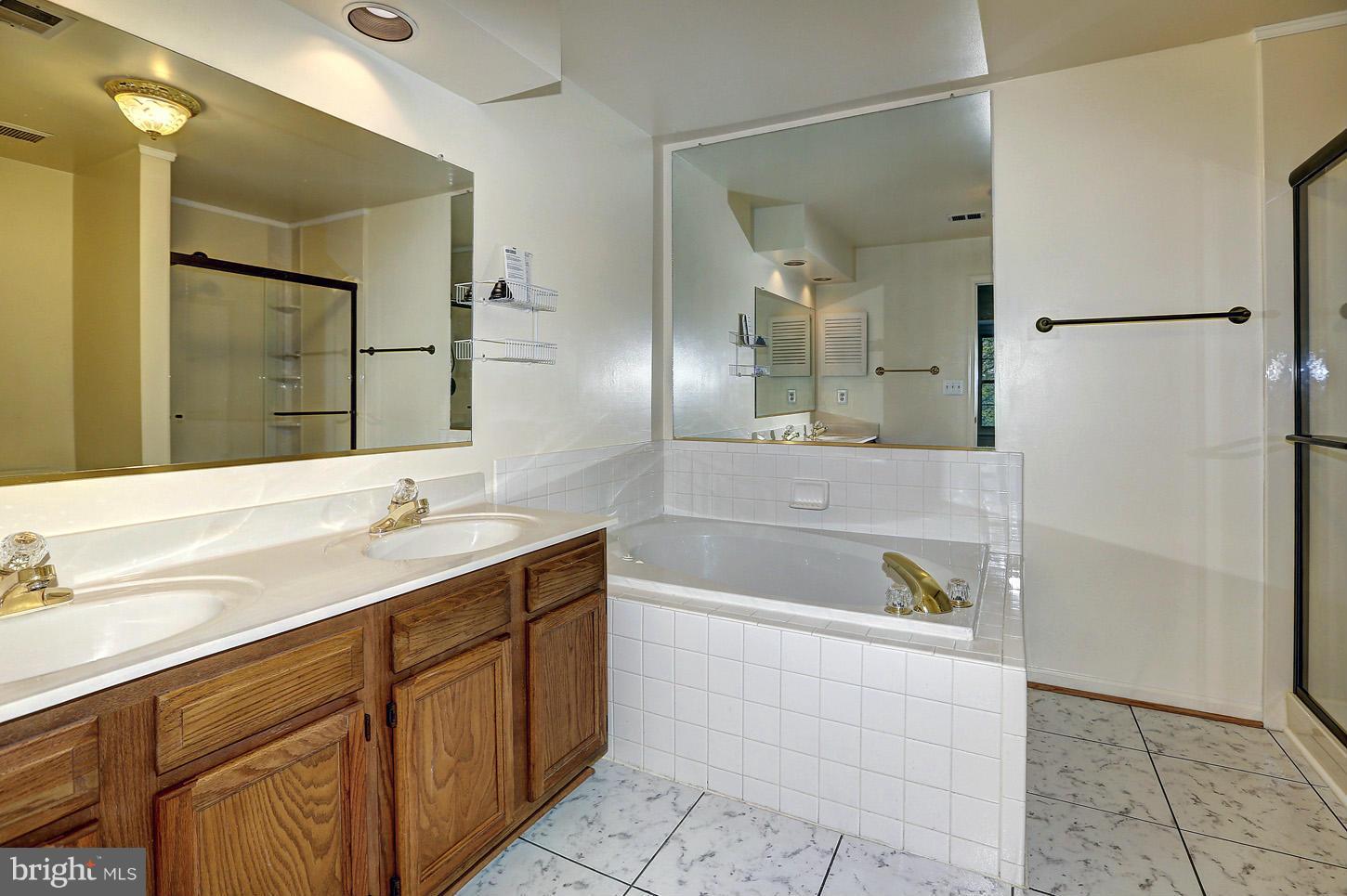 PARK RIDGE - Residential